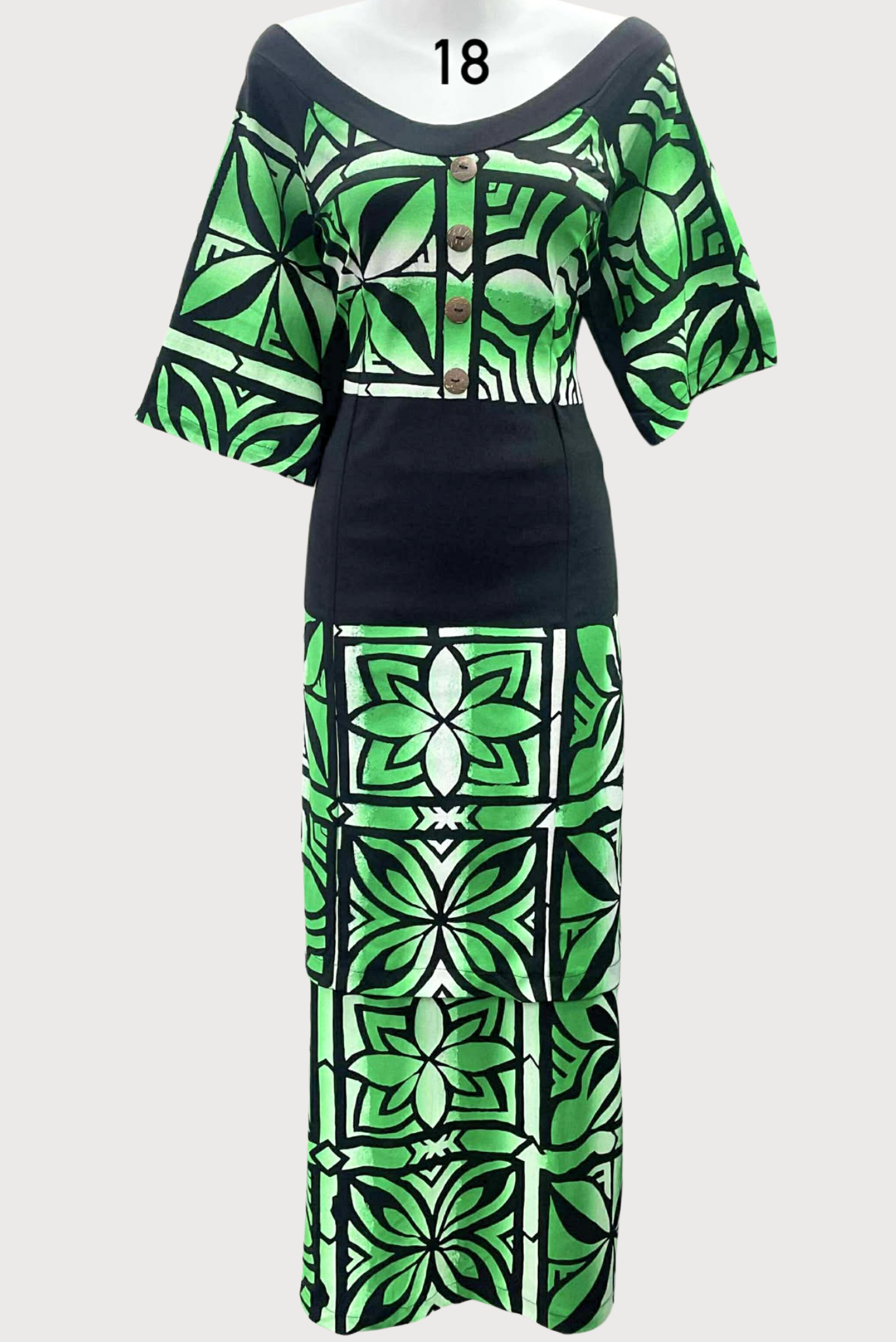 BLACK & GREEN PULETASI - SIZE 18
