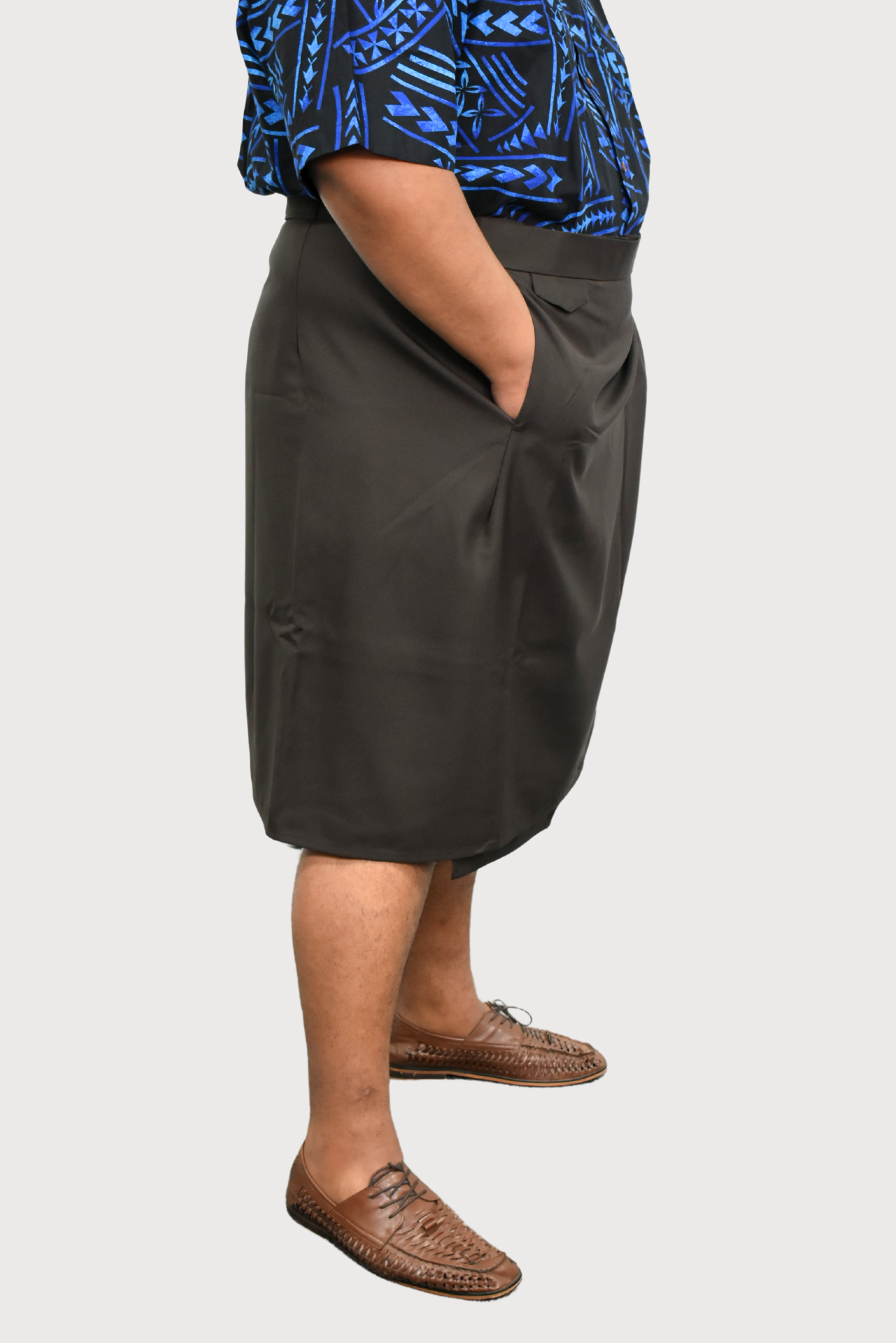 IE FAITAGA WITH POCKETS - BROWN/BLUE/GREY