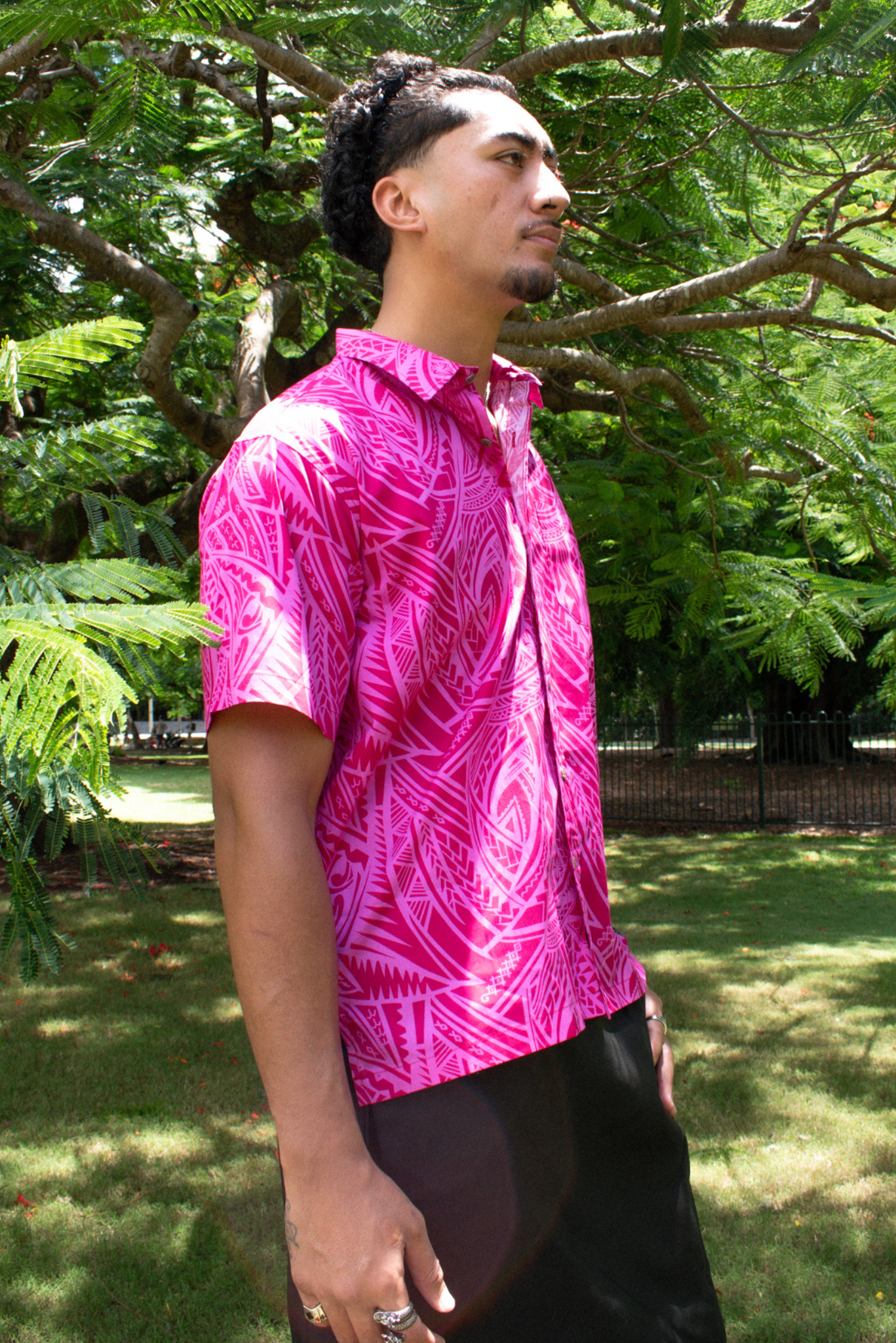 SIONE SHIRT - COLLARED BUTTON UP SHIRT - HOT PINK