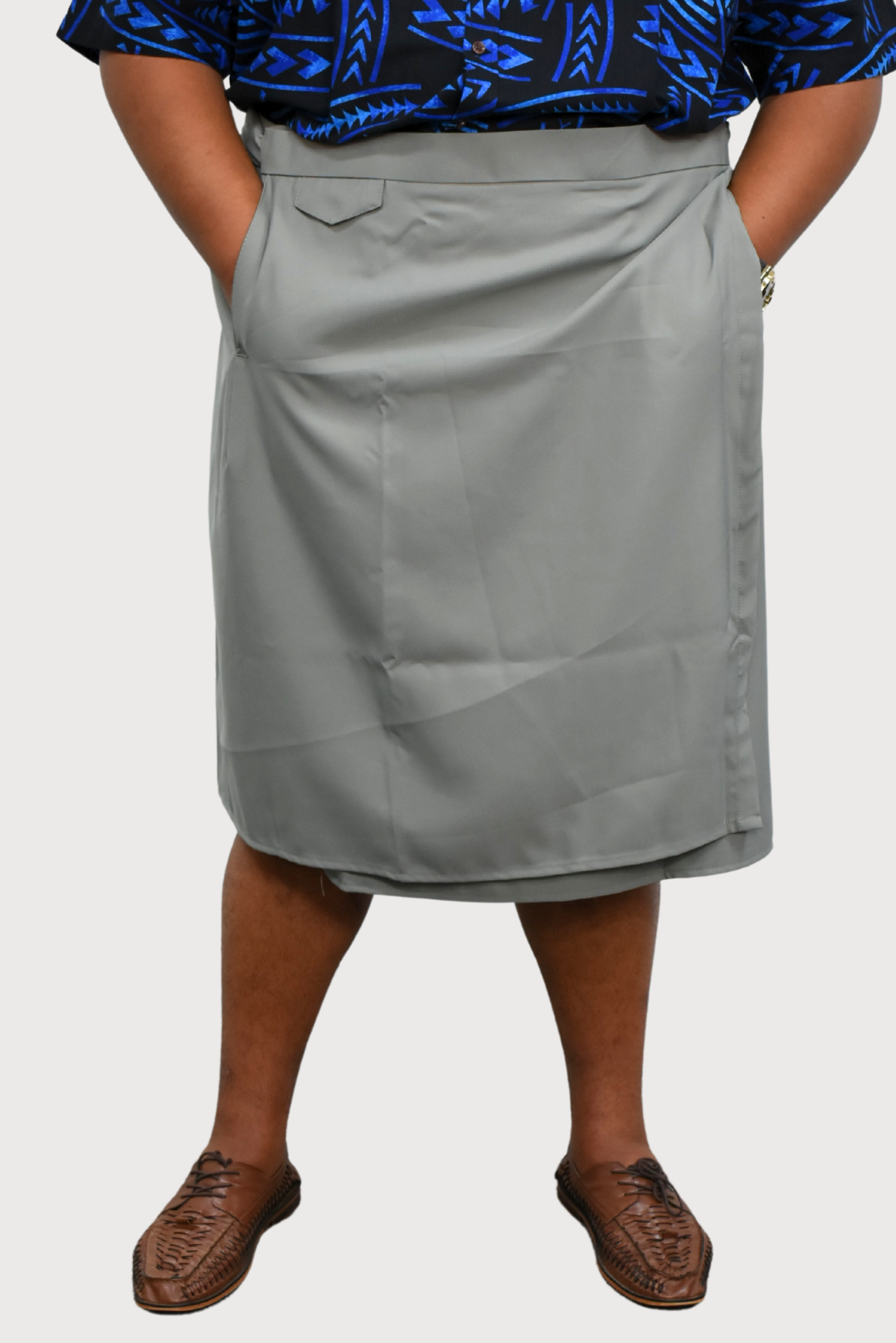 IE FAITAGA WITH POCKETS - BROWN/BLUE/GREY