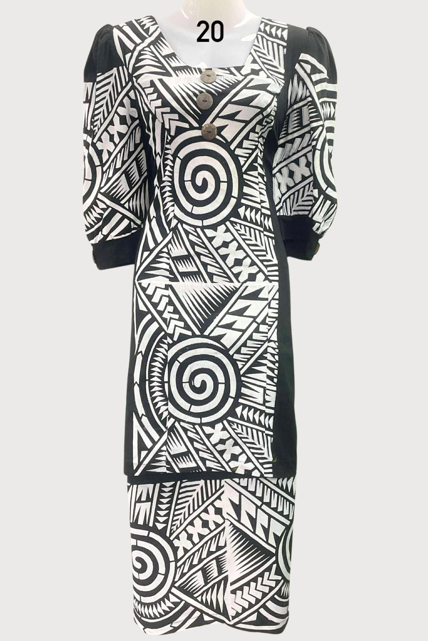 BLACK & WHITE PULETASI - SIZE 20