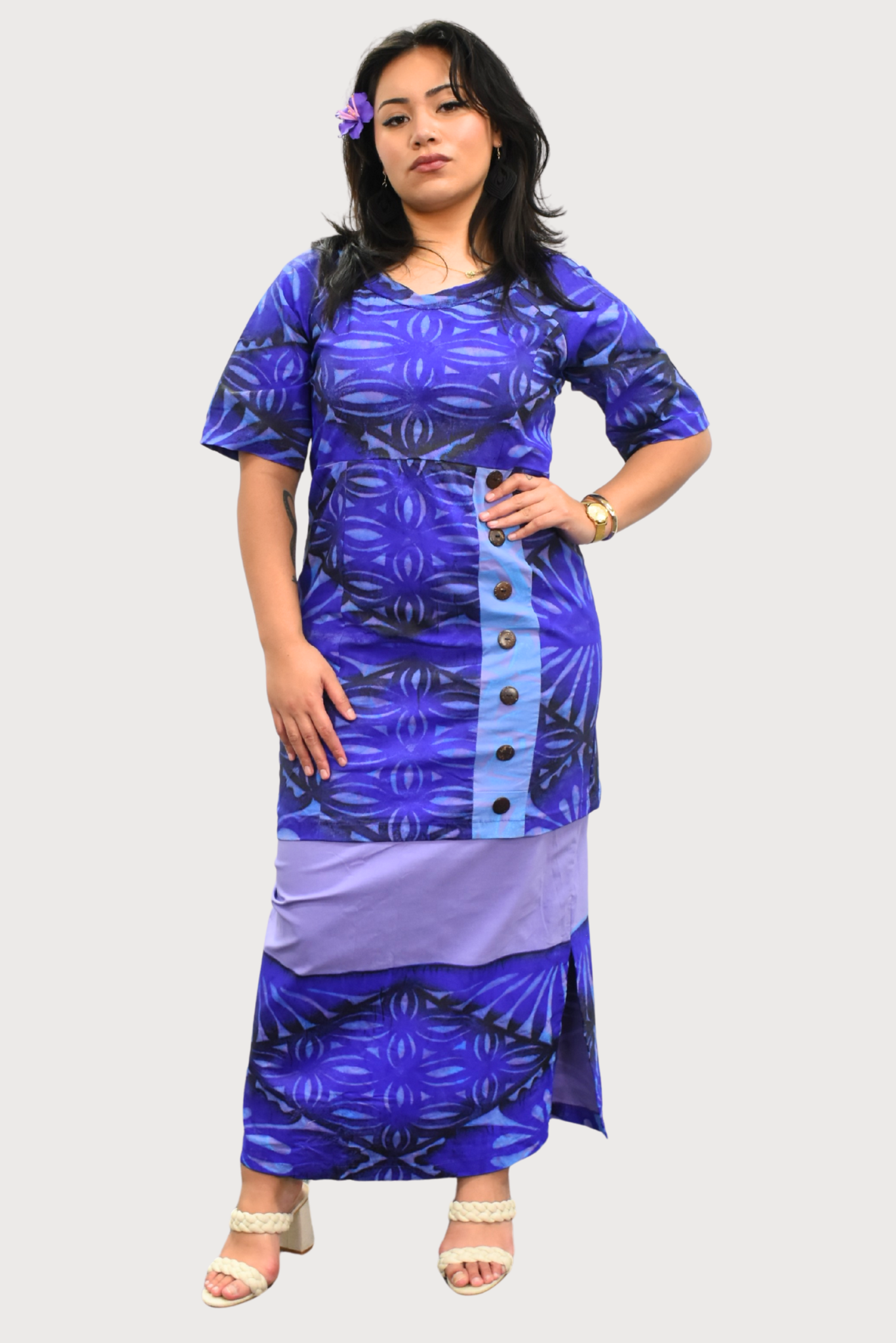 PURPLE & BLACK ROUND NECK PULETASI