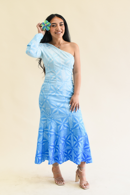 (PRE-ORDER) HEREANI DRESS - ONE SLEEVE MAXI DRESS - OMBRE BLUE
