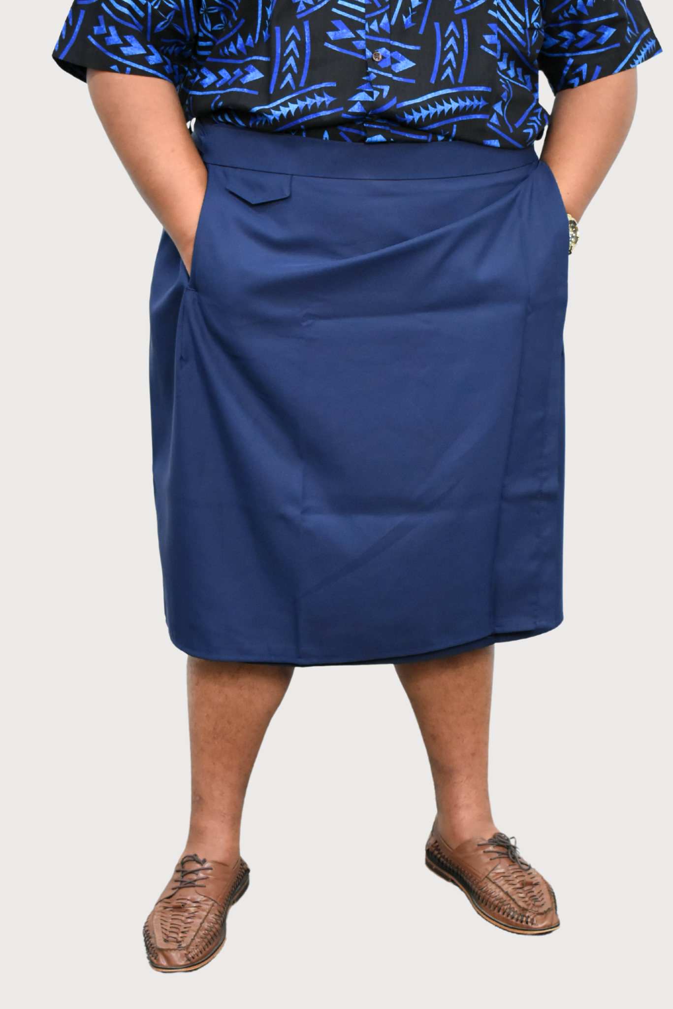 IE FAITAGA WITH POCKETS - BROWN/BLUE/GREY