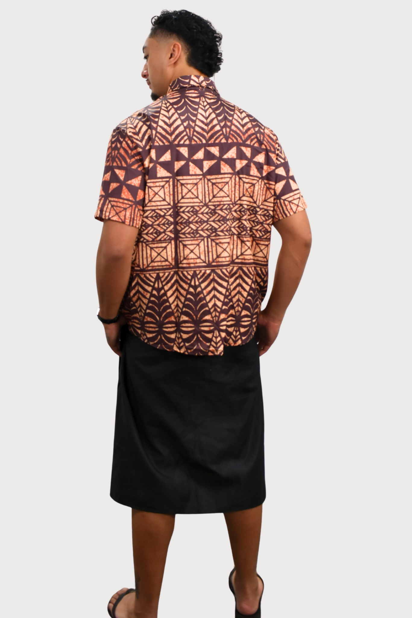 SHIRT - COLLARED BUTTON UP - BROWN