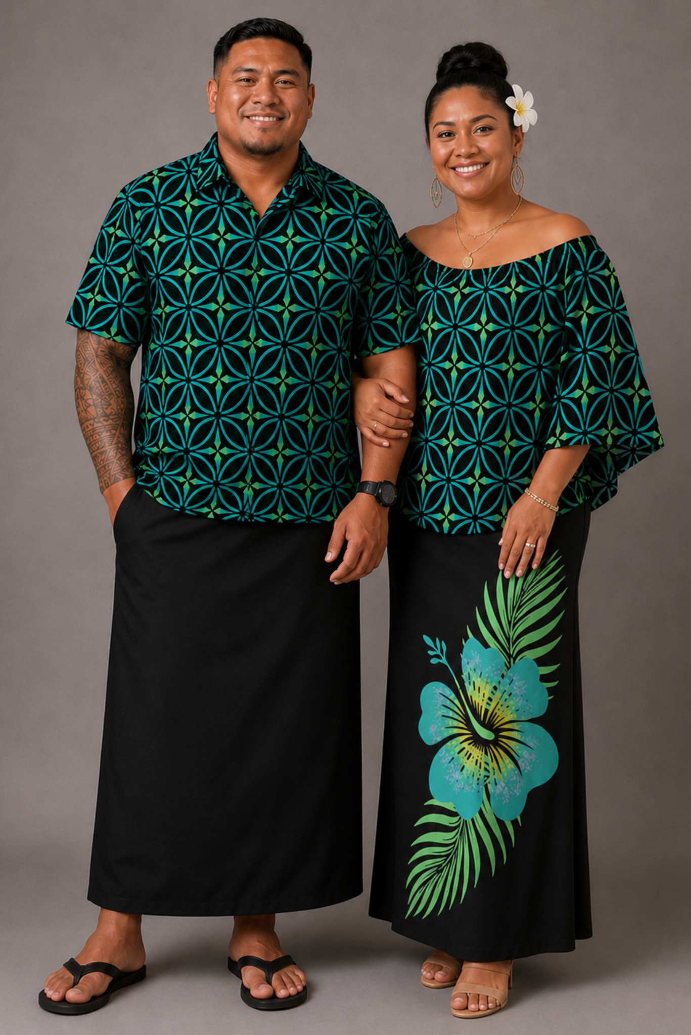 (PRE-ORDER) CAPE MAXI DRESS - GREEN & BLACK FLORAL