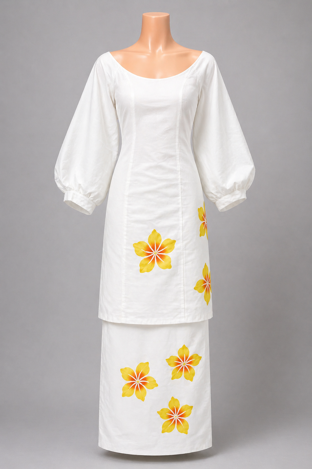 WHITE PULETASI - SIZE 24