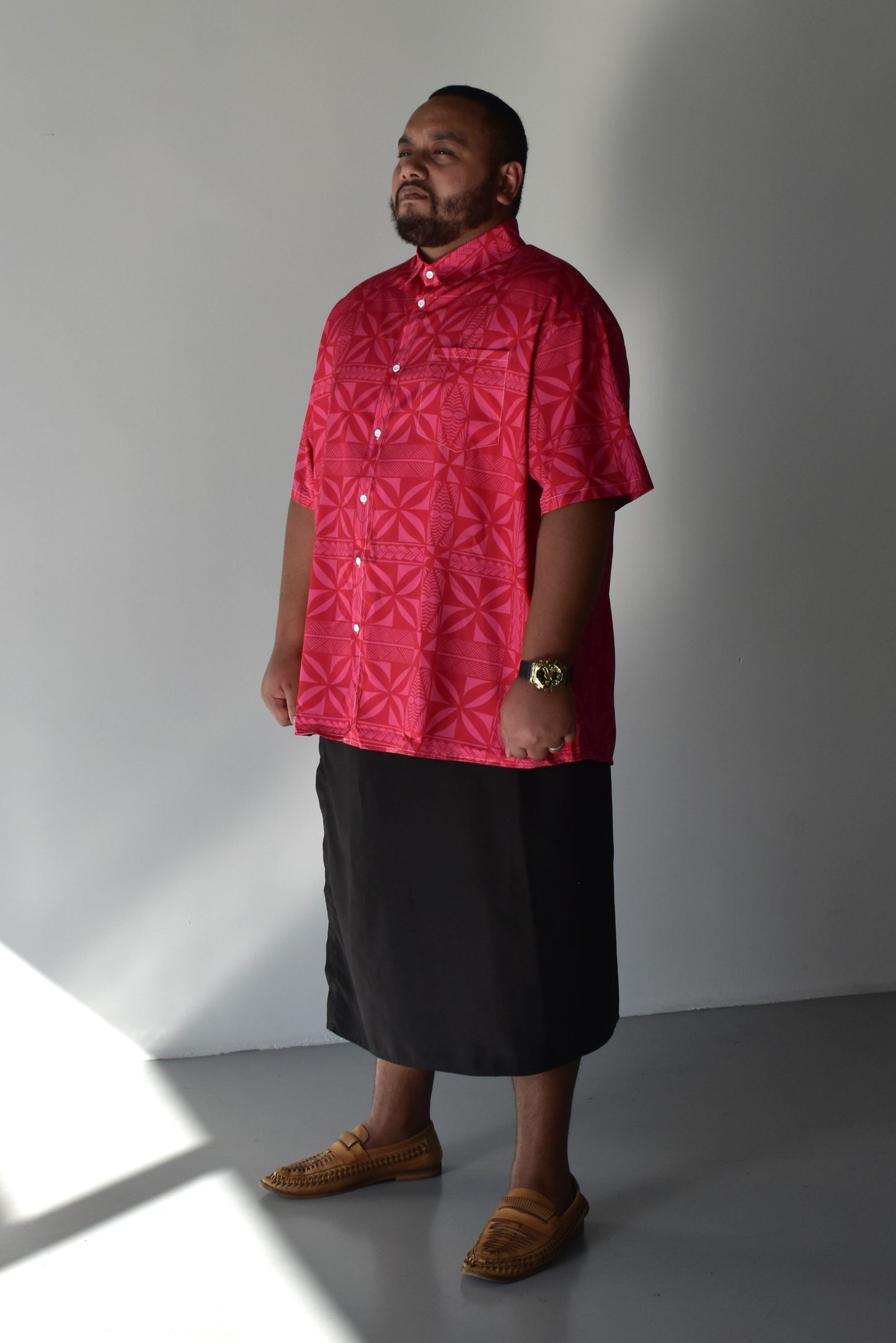 MATTHEW SHIRT - MENS SHIRT - COLLARED BUTTON UP - FUCHSIA PINK