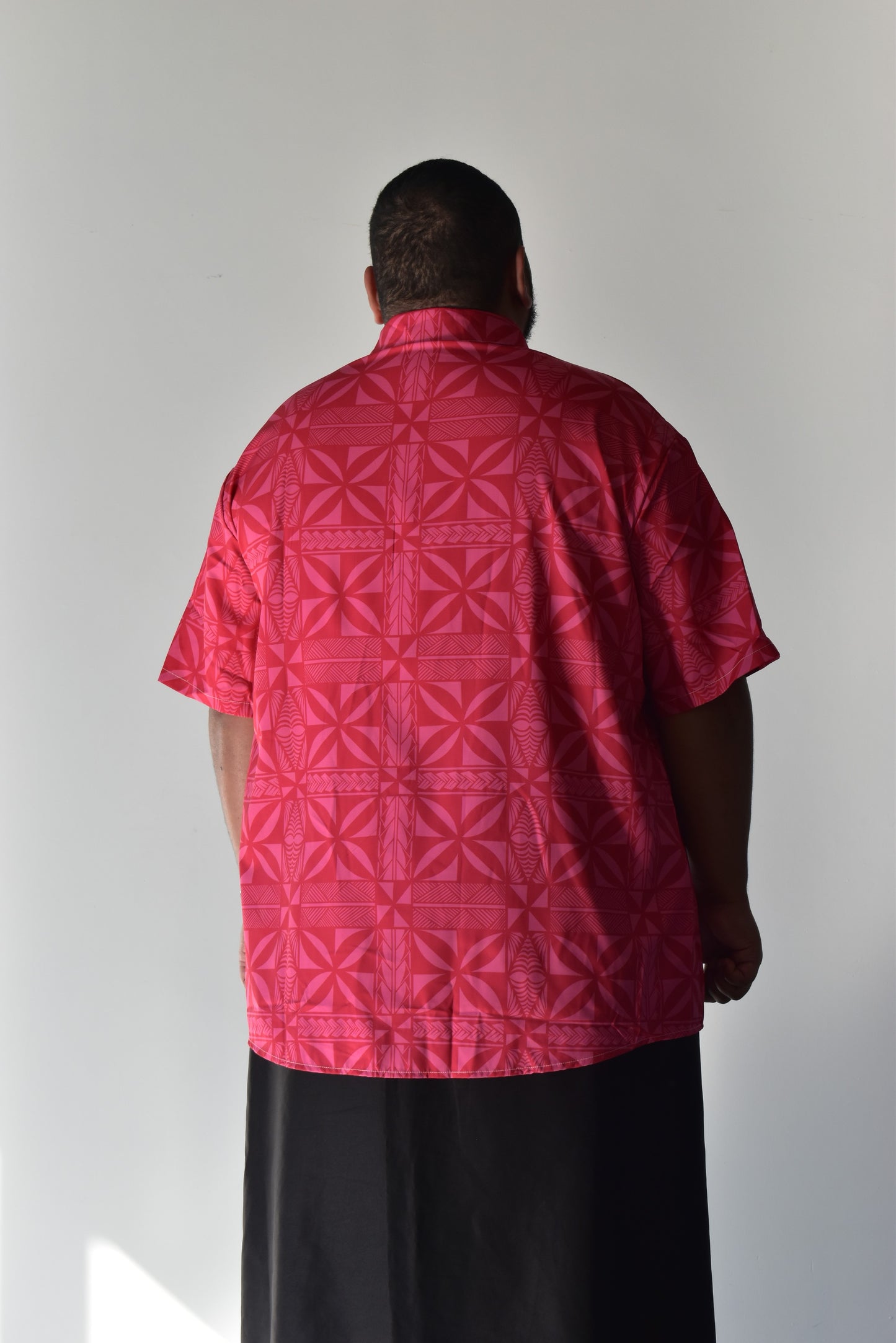 MATTHEW SHIRT - MENS SHIRT - COLLARED BUTTON UP - FUCHSIA PINK