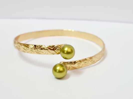 TE MANU BANGLE - Engraved Duo Glowinv Green Pearl Bangle