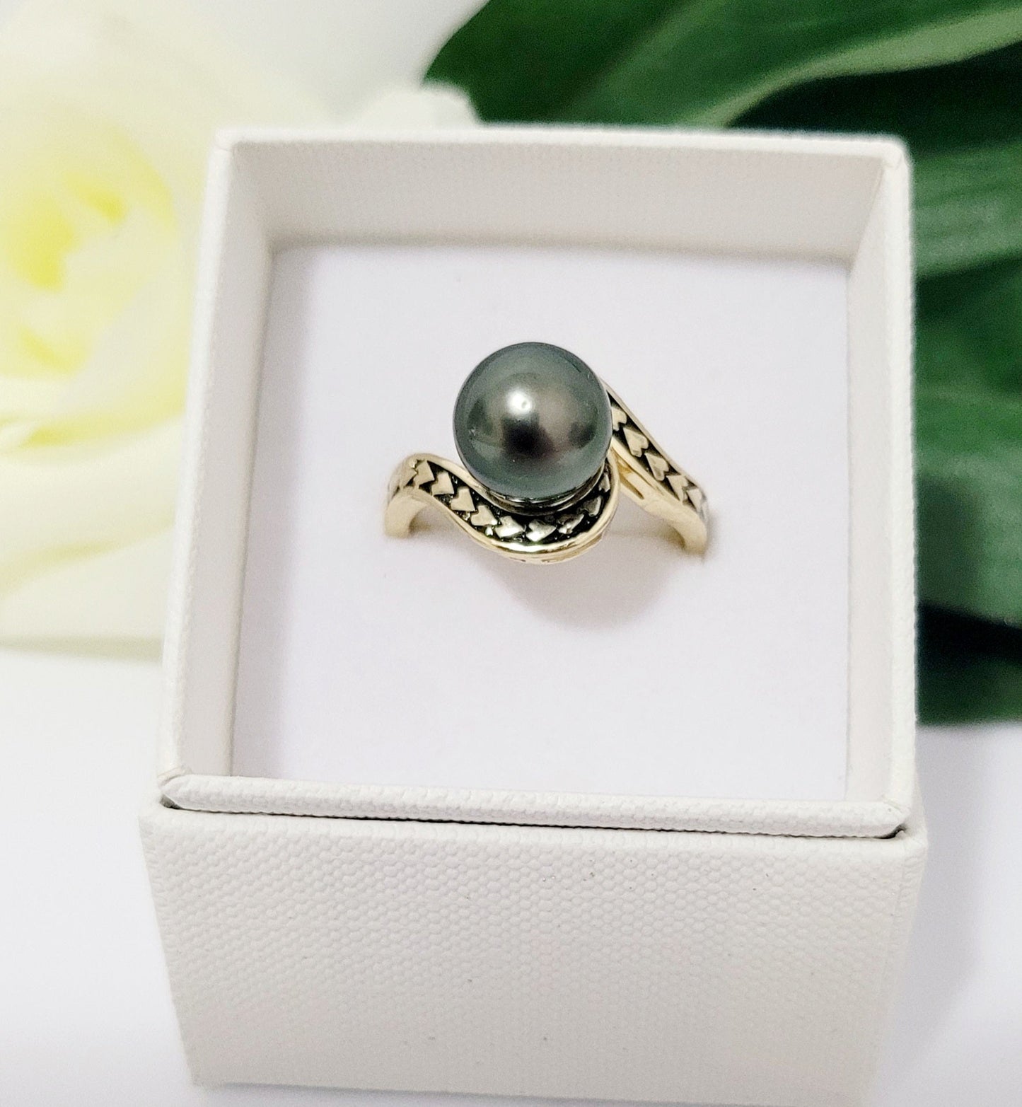 Hine #1 - AuthenticTahitian Pearl mounted on a Twisted Tribal Ring