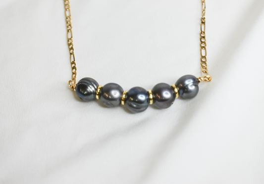 MARYA - NATURAL PEACOCK TONED PEARL NECKLACE (GOLDFILLED)