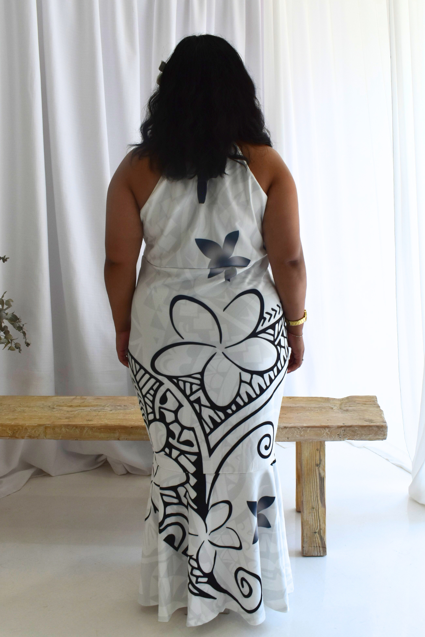 (PRE-ORDER) TIARE DRESS - HALTER MAXI DRESS - WHITE & BLACK