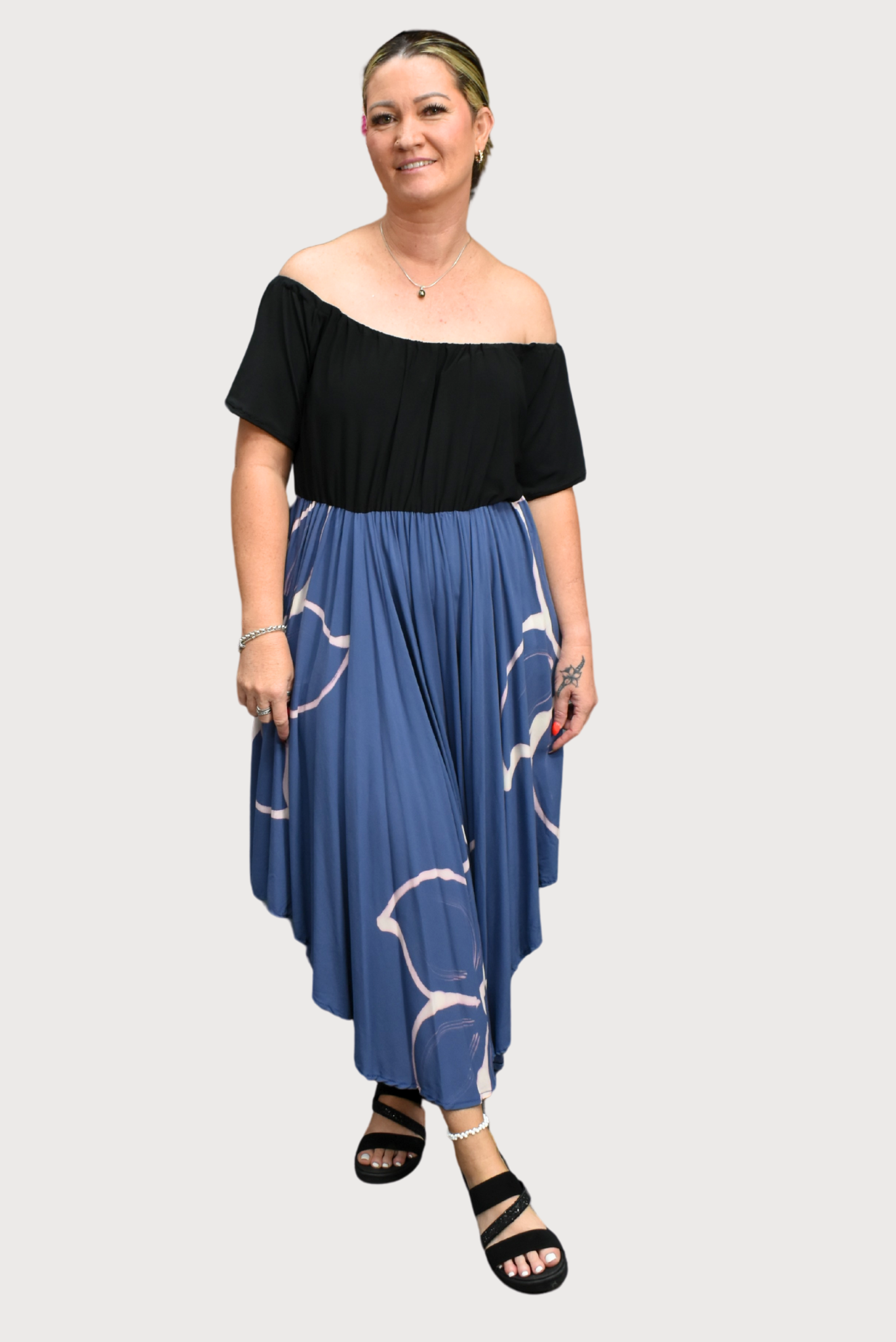 BLACK & BLUE HIGH WAISTED DRESS - SIZE 16
