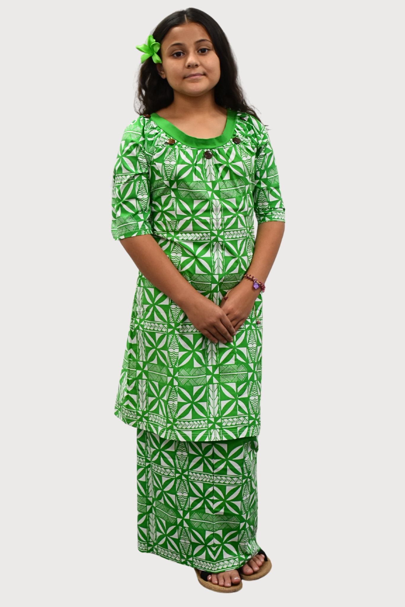 CYNTHIA PULETASI - ROUND NECK PULETASI - GREEN & WHITE
