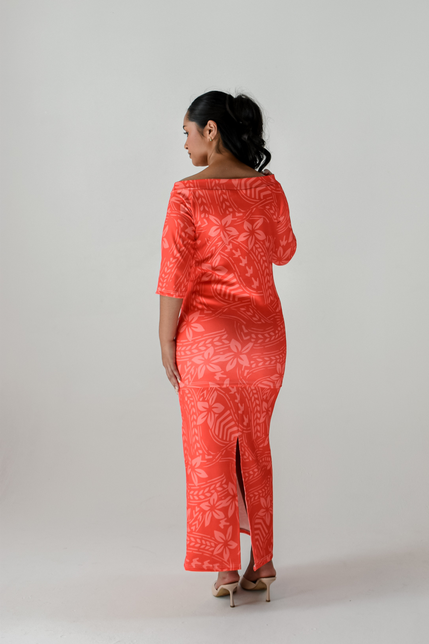 MAMANA PULETASI - TWO PIECE V NECK PULETASI - RED