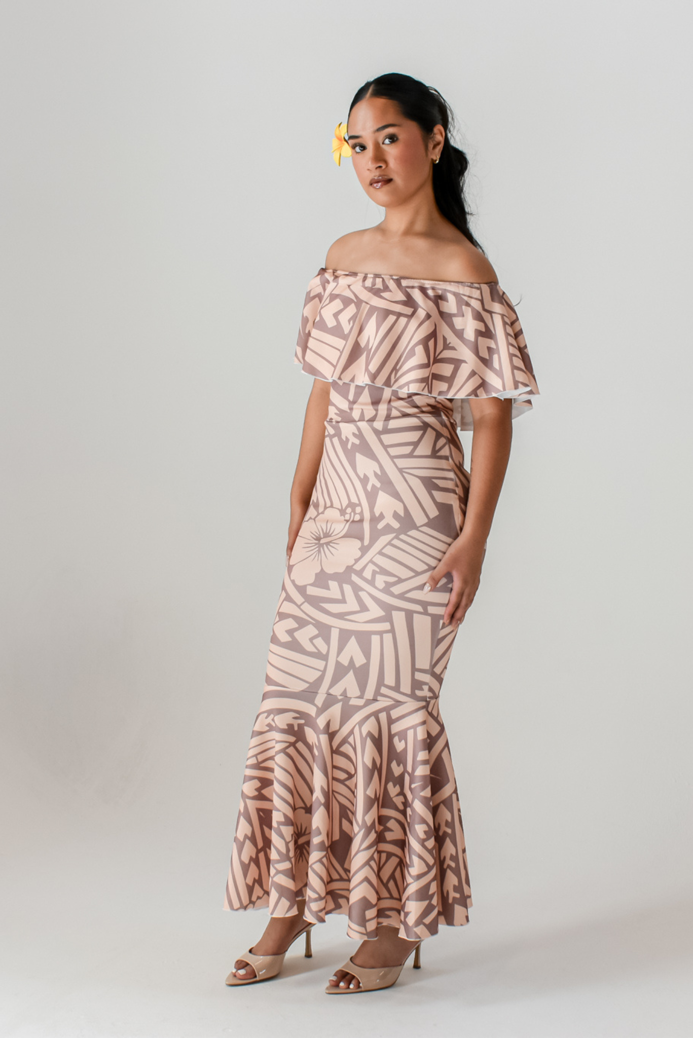 (PRE-ORDER) LALOLANI DRESS - OFF SHOULDER FRILL MAXI - TAN BROWN
