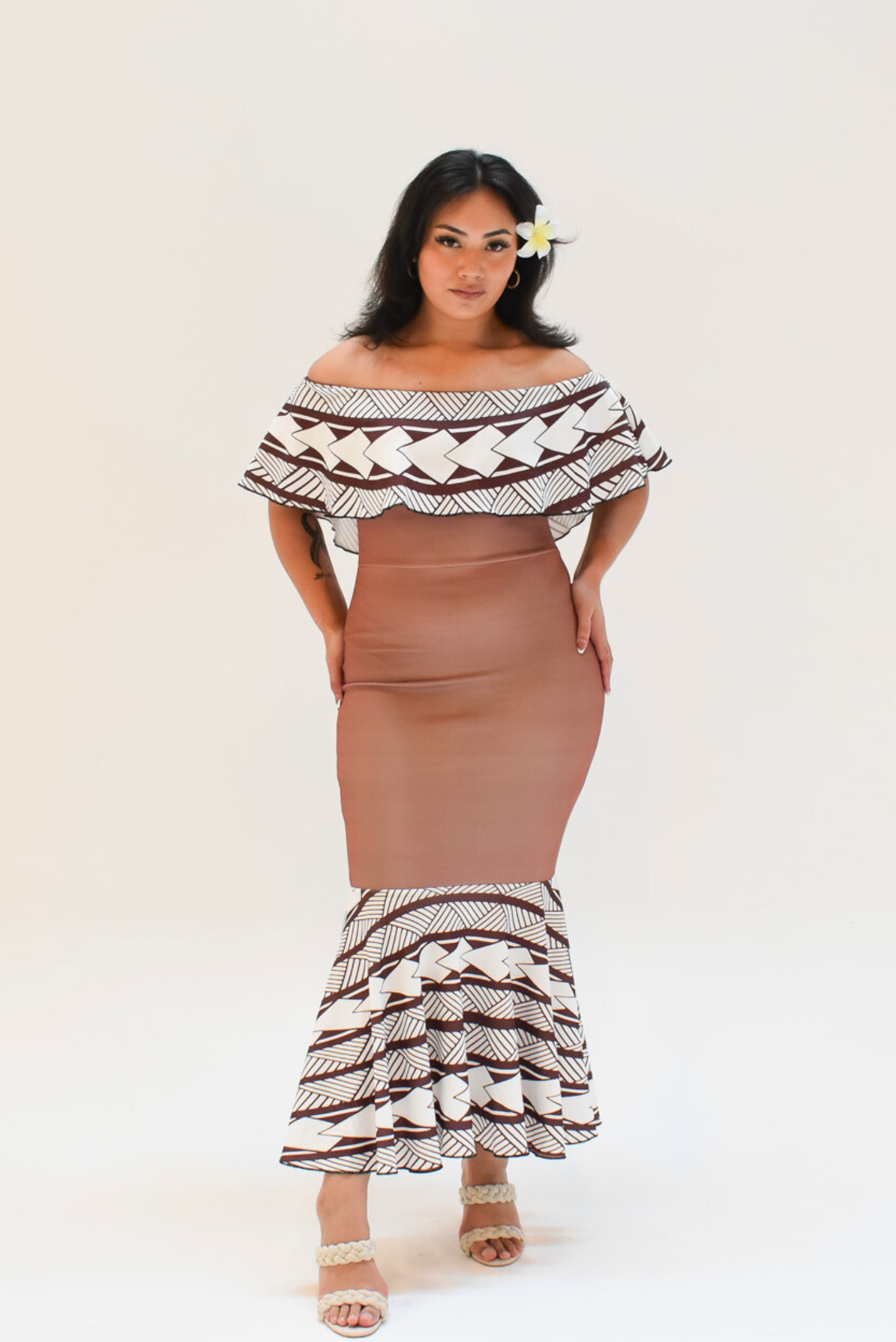 MIA DRESS - OFF SHOULDER FRILL DRESS - BROWN & WHITE