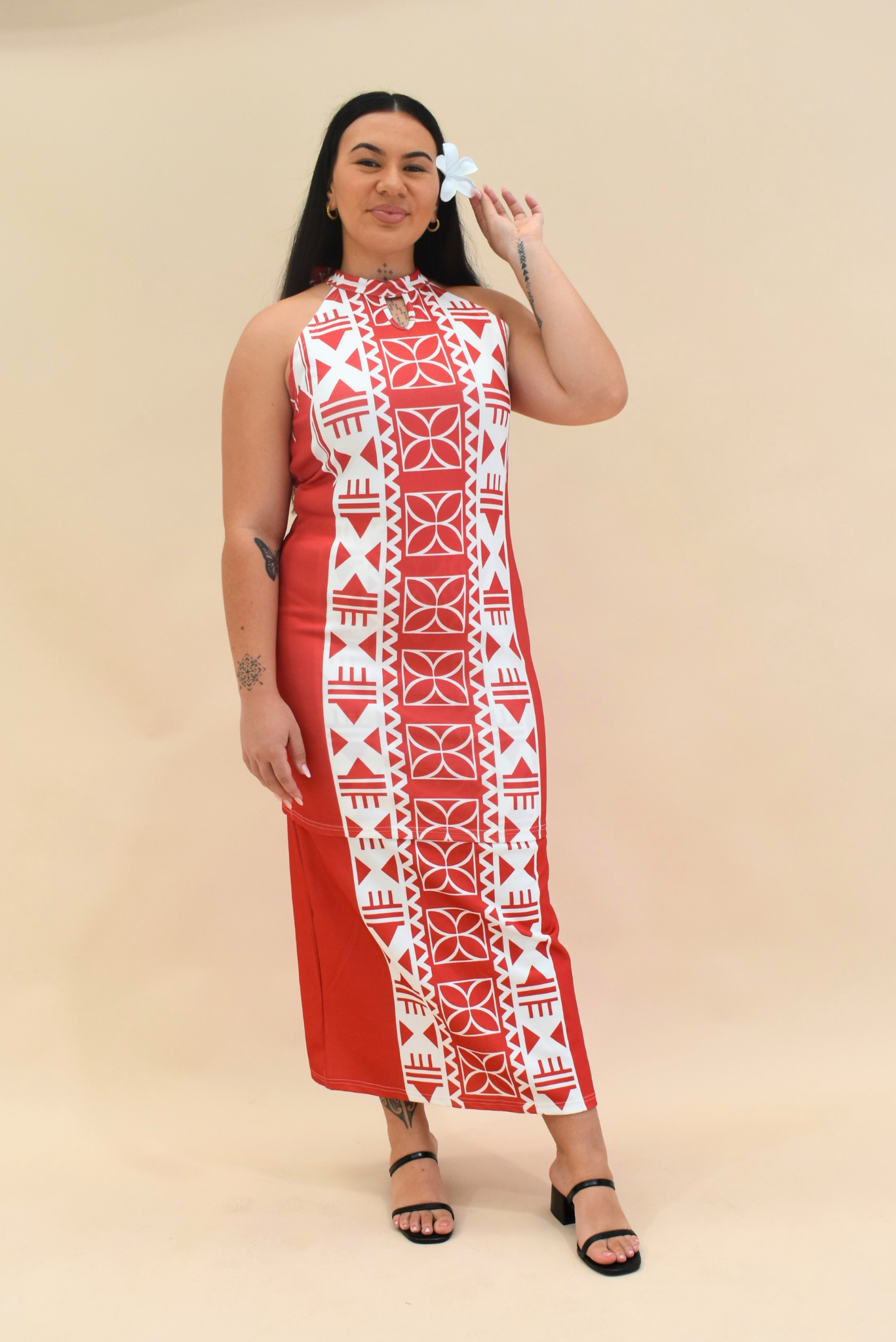 (PRE-ORDER) ELEI PULETASI  - HALTER NECK PULETASI - TWO PIECE OUTFIT - MAROON & WHITE