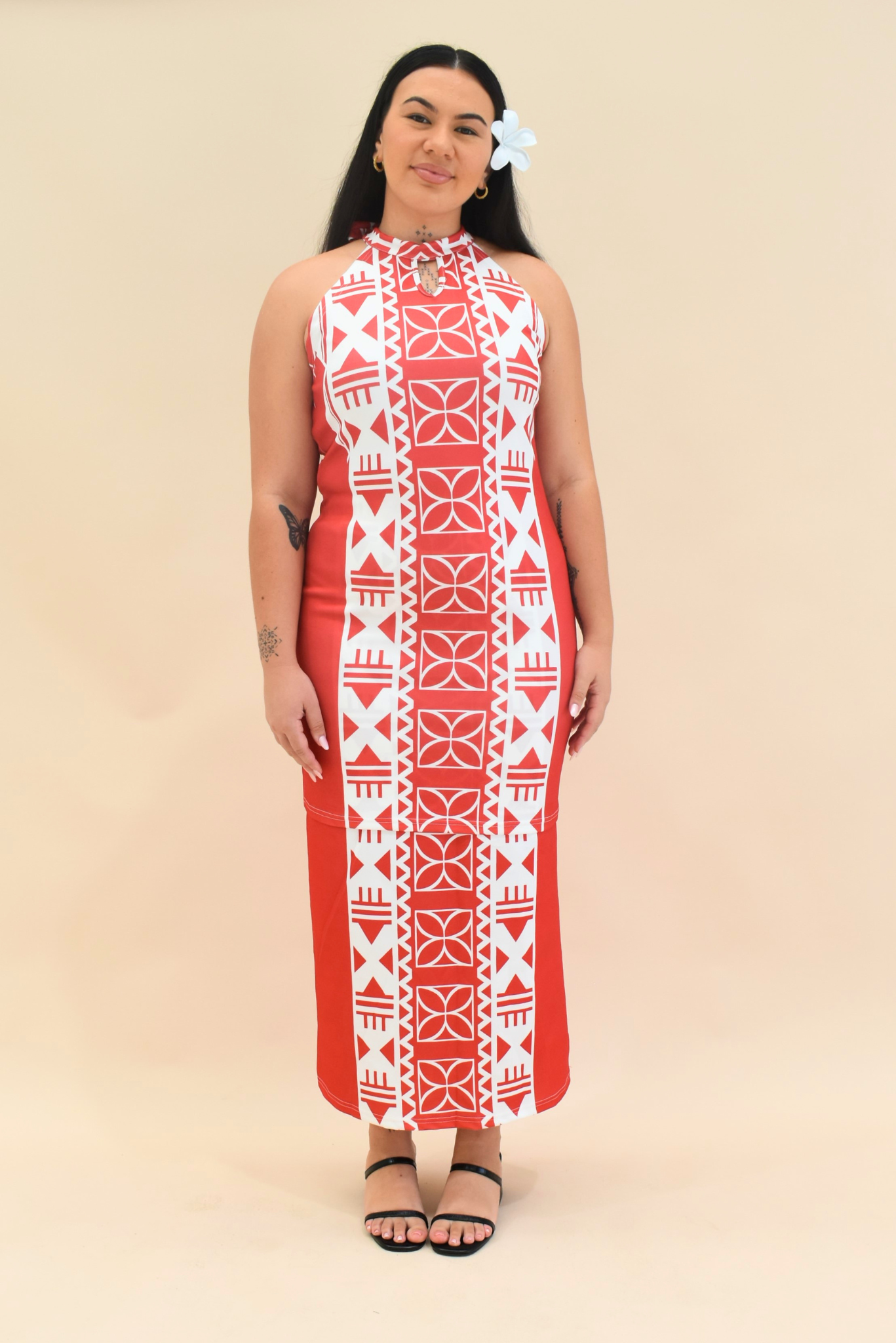 (PRE-ORDER) ELEI PULETASI  - HALTER NECK PULETASI - TWO PIECE OUTFIT - MAROON & WHITE