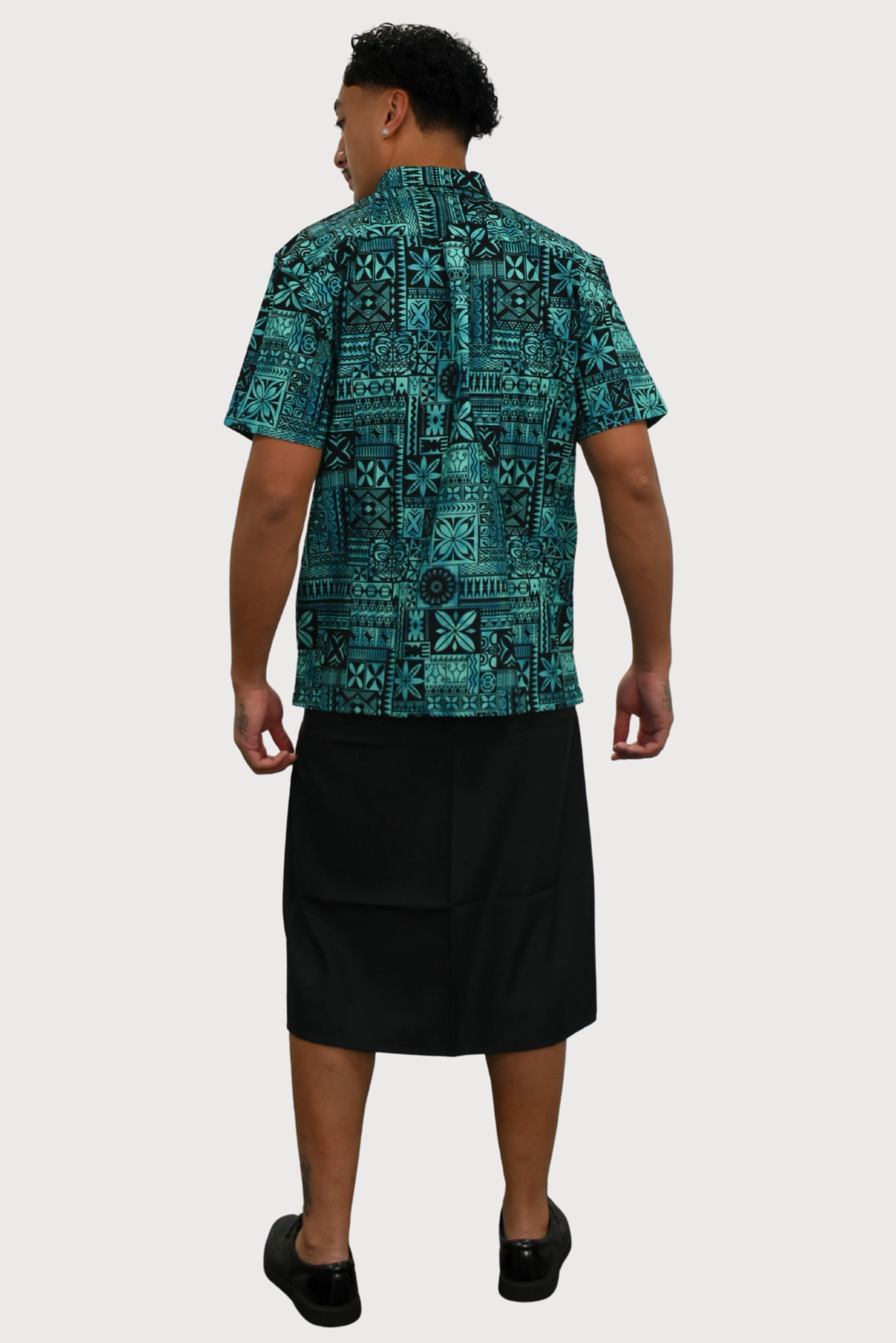 MARCUS SHIRT - COLLARED BUTTON UP - AQUA & BLACK