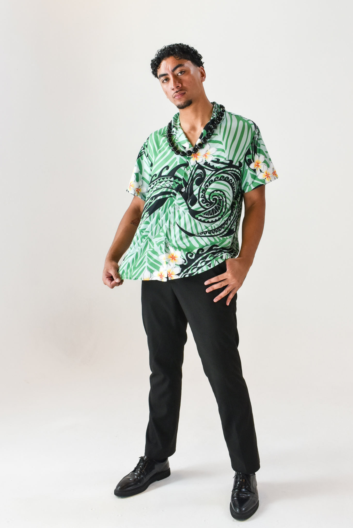 DAVID SHIRT - MENS COLLARED V NECK SHIRT - GREEN & BLACK