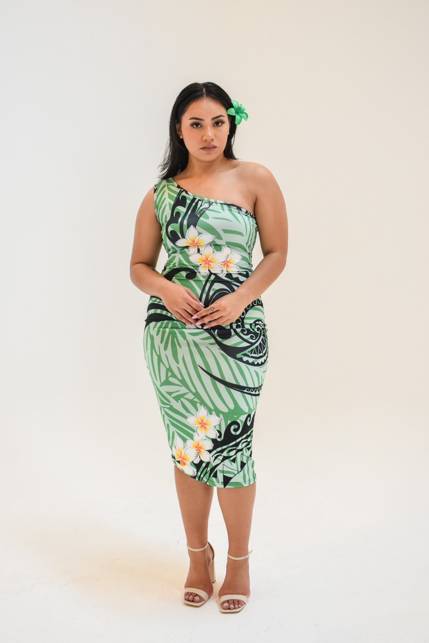 DAVINA DRESS - ONE SLEEVE MIDI LENGTH - GREEN & BLACK