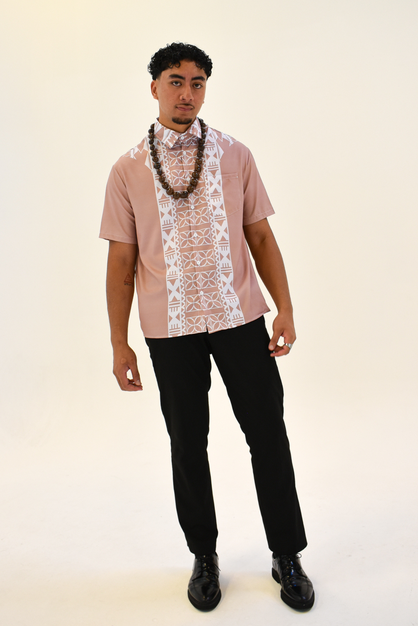 ESEKIA SHIRT - COLLARED BUTTON UP - ROSE BEIGE & WHITE