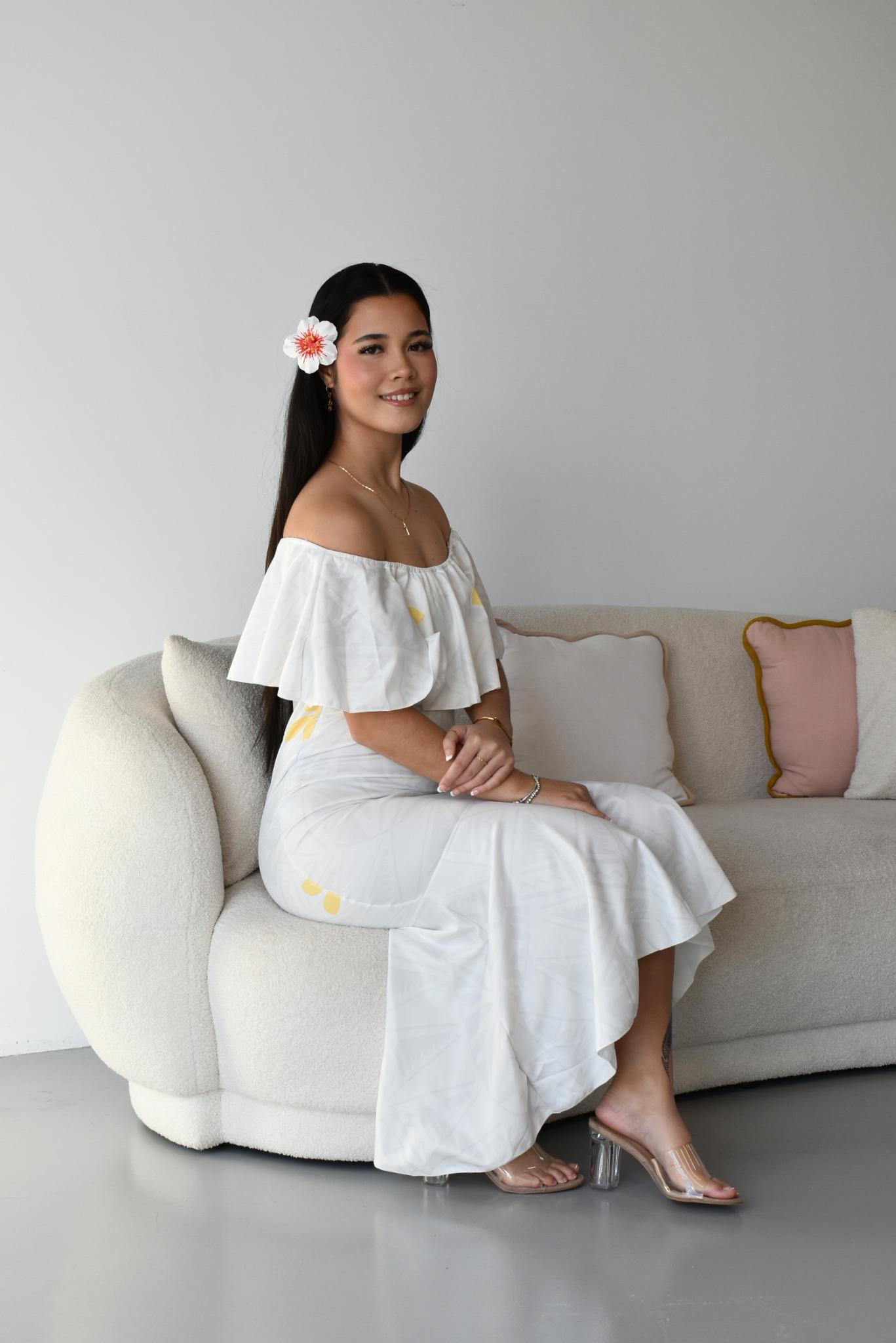 MINI TIARE - OFF SHOULDER FRILL DRESS - GOLD & WHITE