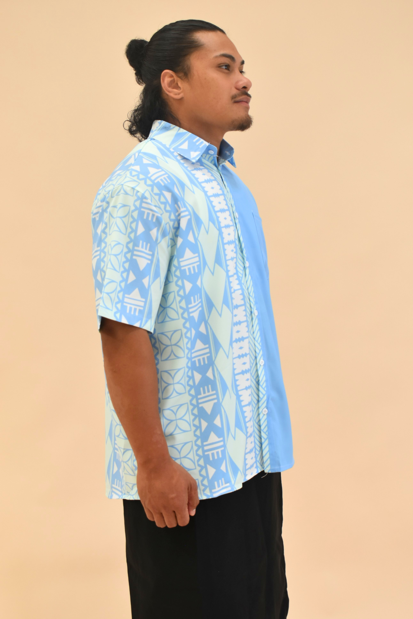 (PRE-ORDER) KALEI COLLARED BUTTON UP SHIRT - BLUE & WHITE