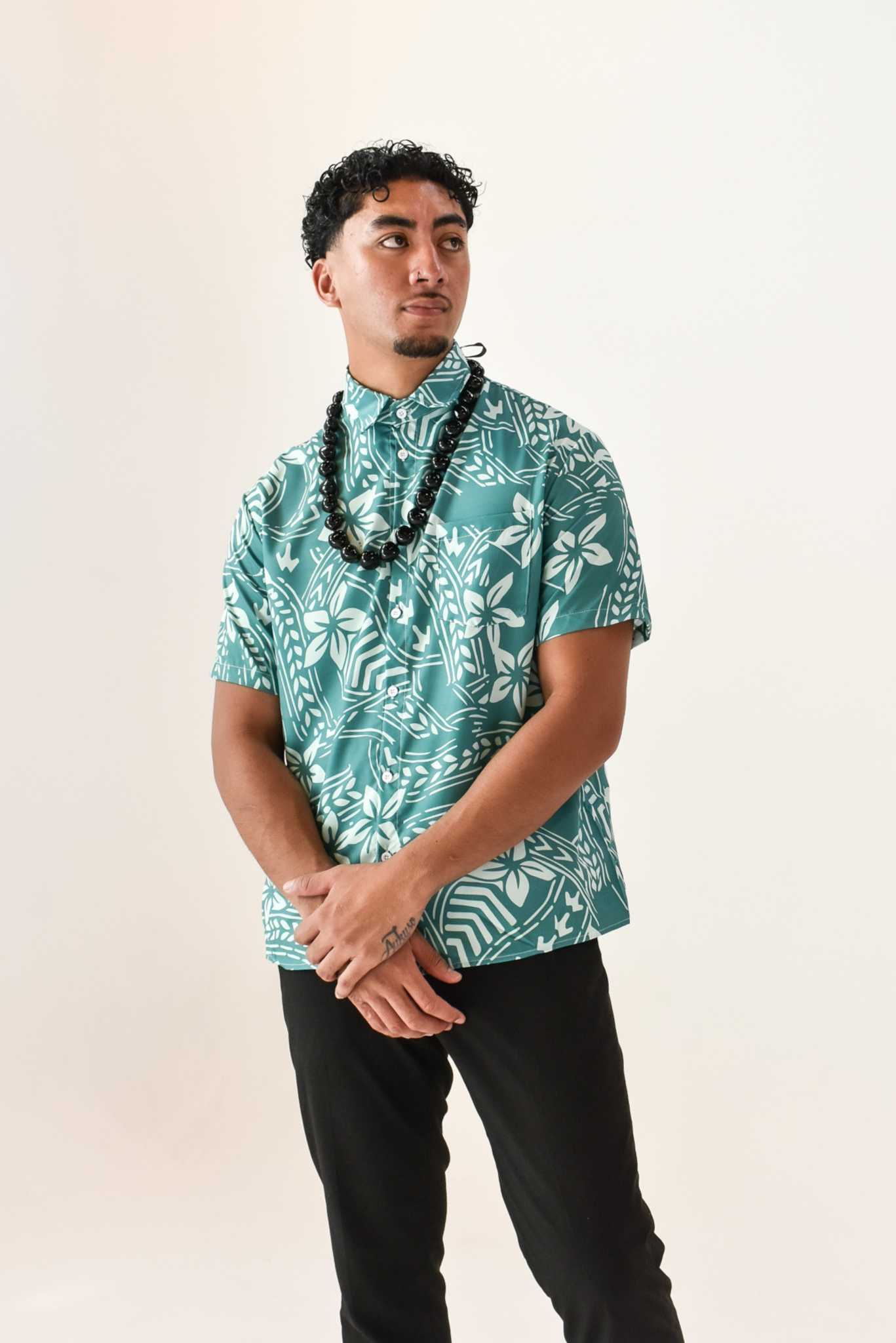 SIAKI SHIRT - MENS COLLARED SHIRT - GREEN