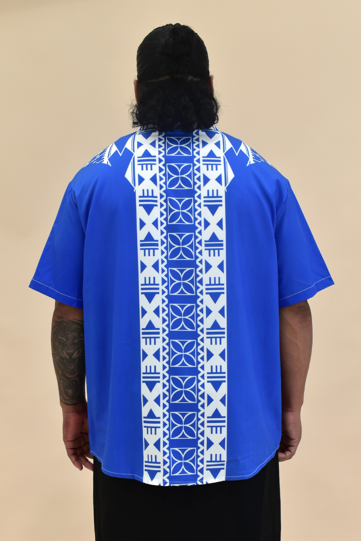 (PRE-ORDER) COLLARED BUTTON UP SHIRT - BLUE & WHITE MELANESIAN PATTERN