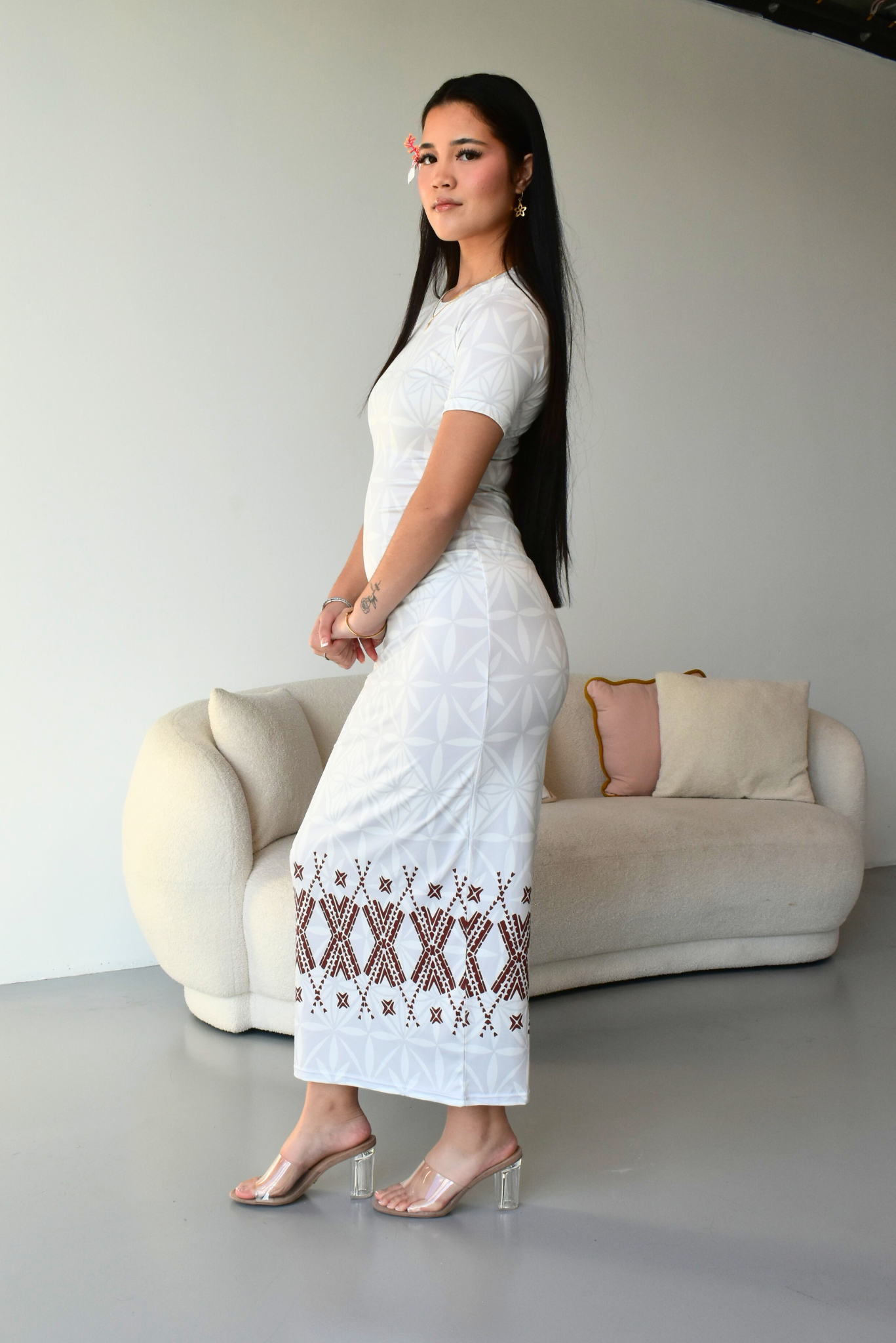 MONA DRESS - BODYCON - WHITE MELANESIAN PATTERN