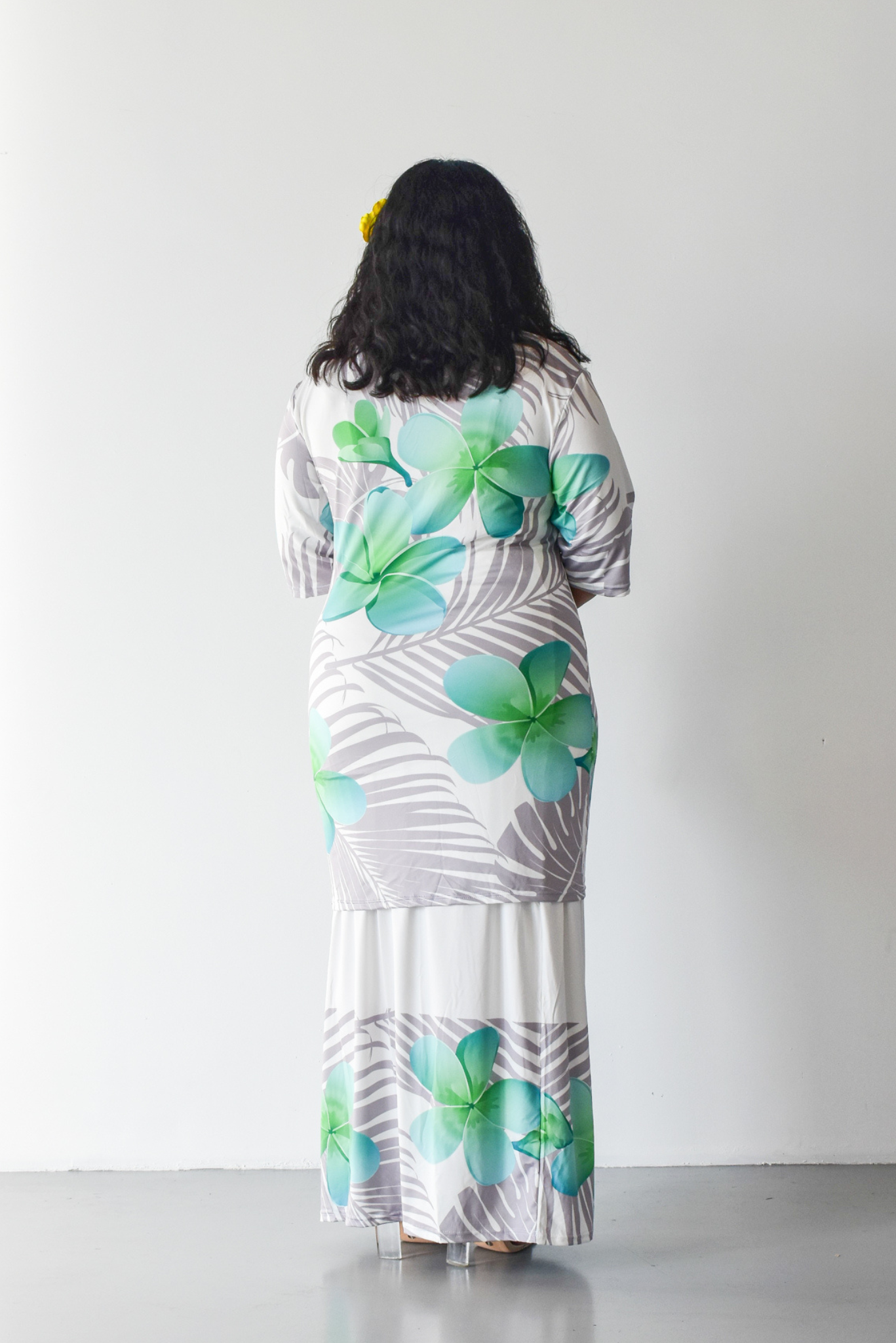 MONAH PULETASI DRESS - WHITE & GREEN