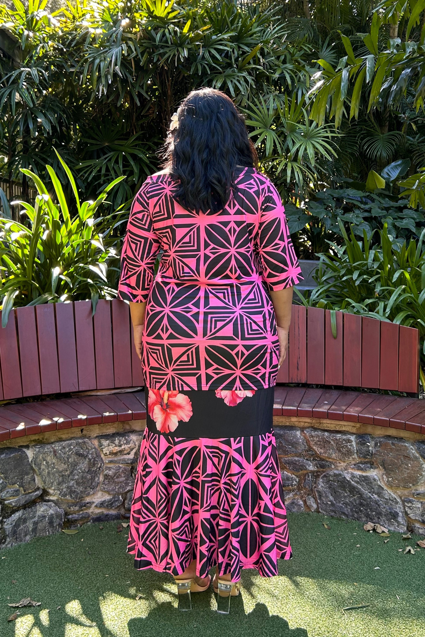 PINK TIARE - PULETASI DRESS - BLACK & PINK