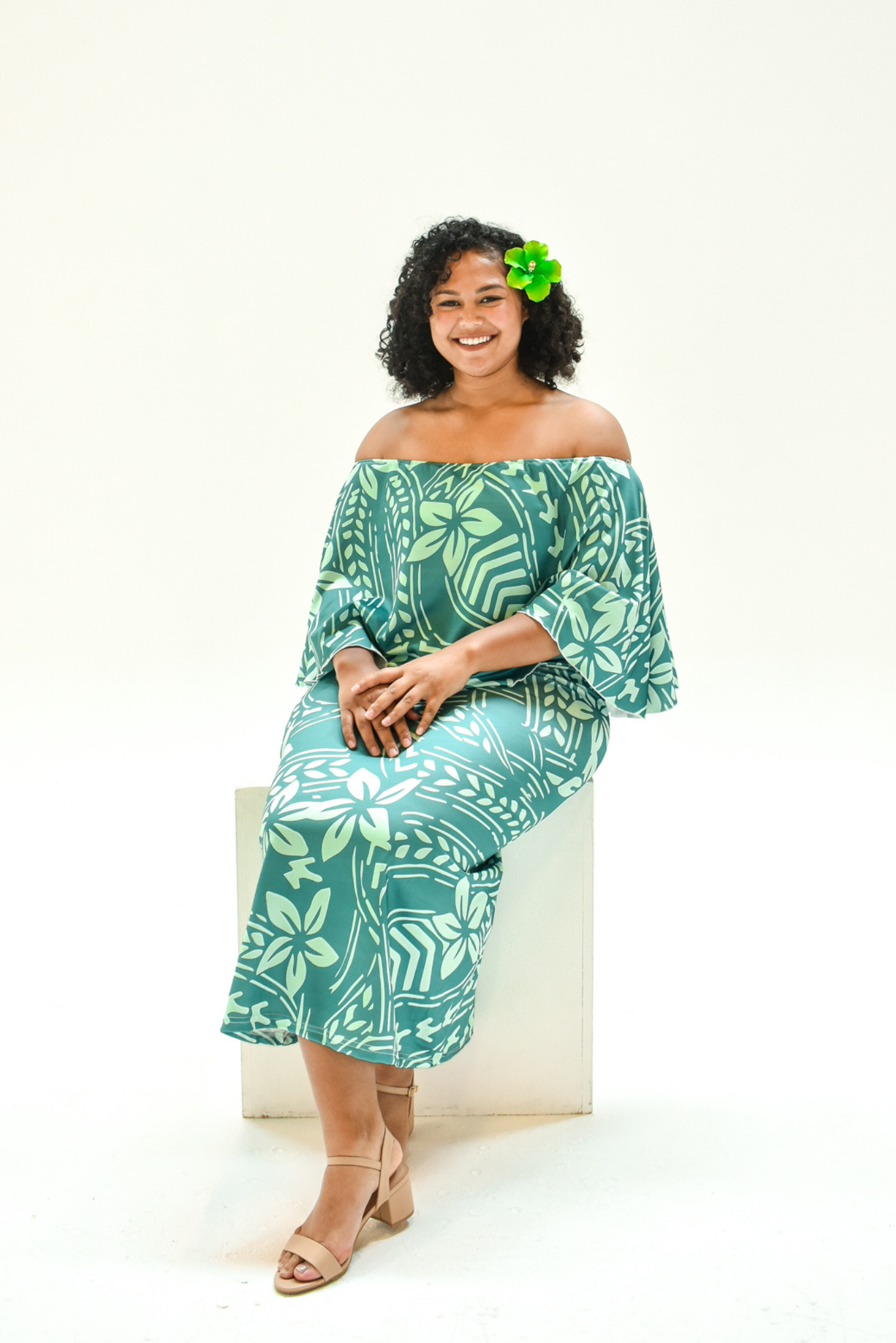 SILIVIA DRESS - CAPE MAXI DRESS - GREEN FLORAL