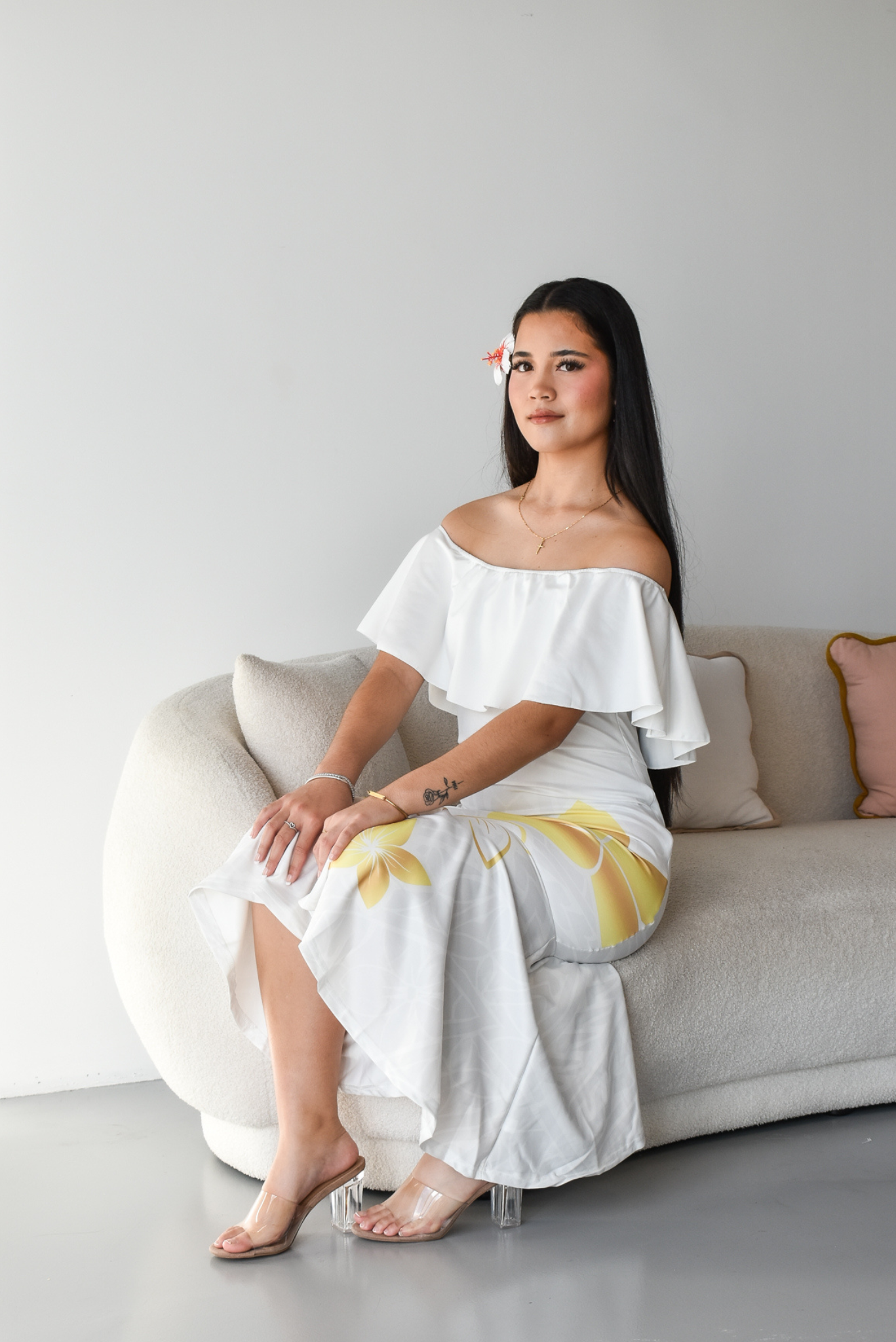 GOLD TIARE - OFF SHOULDER FRILL DRESS - GOLD & WHITE