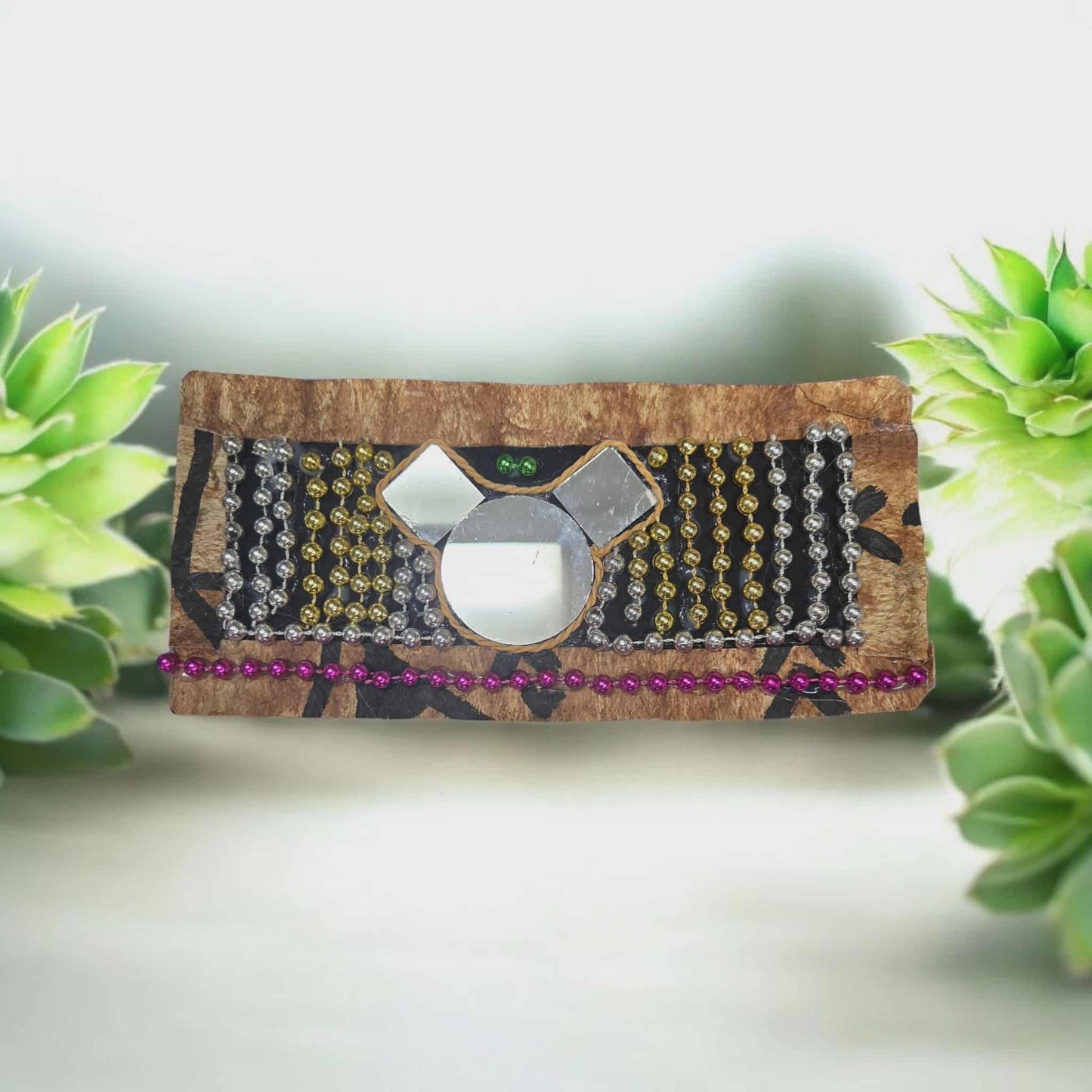 Island Head Piece - Pale Fuiono