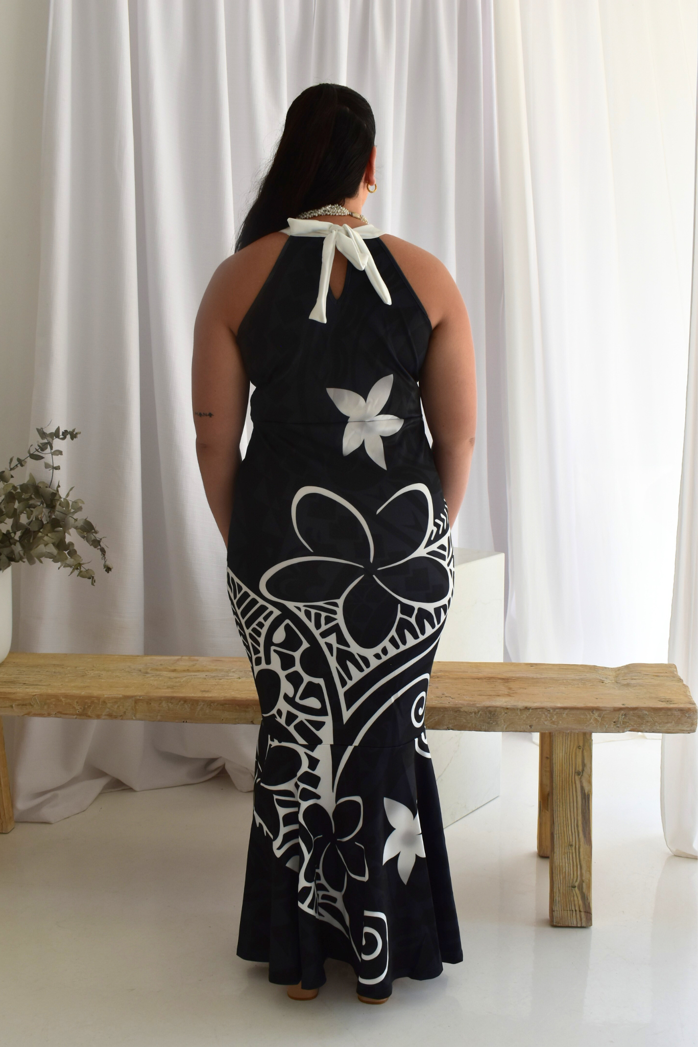 (PRE-ORDER) NOIR DRESS - HALTER MAXI DRESS - BLACK & WHITE
