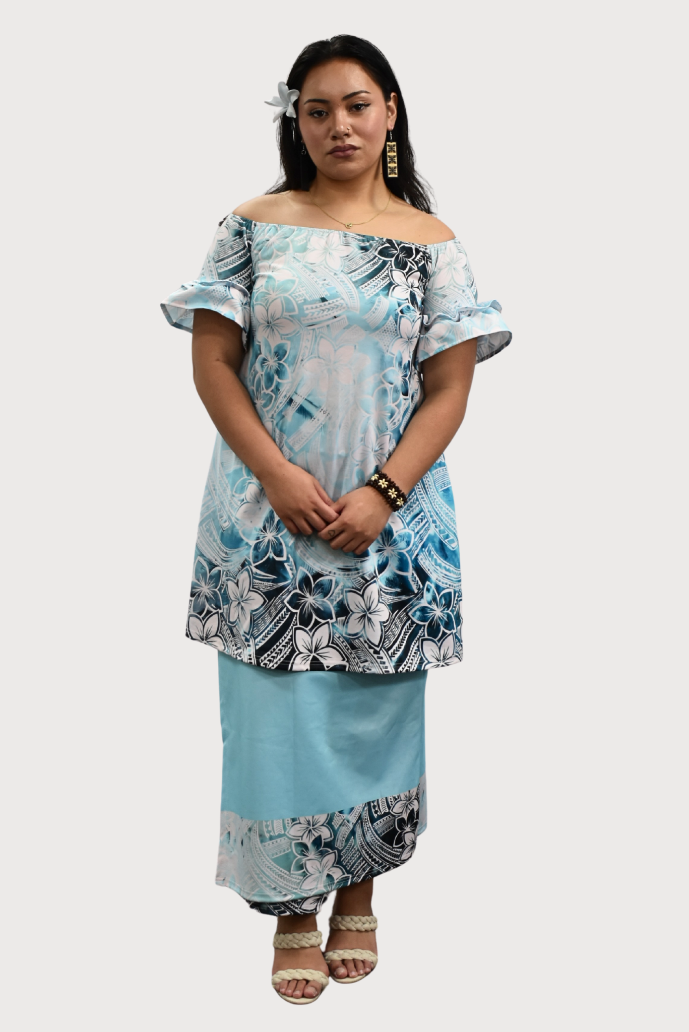 PULETASI - FLOWY FRILL SLEEVE TOP PULETASI - LIGHT BLUE & WHITE