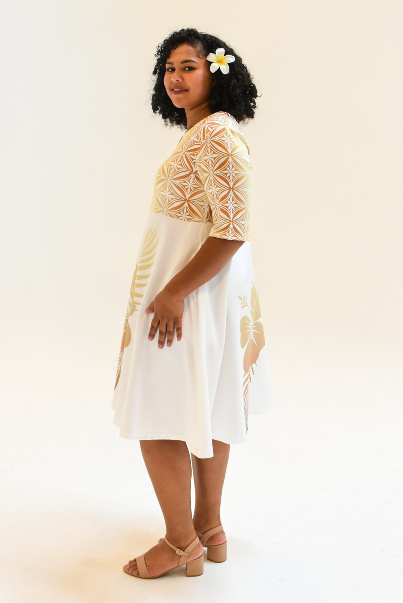 SERENA DRESS - ONE QUARTER SLEEVE MIDI DRESS