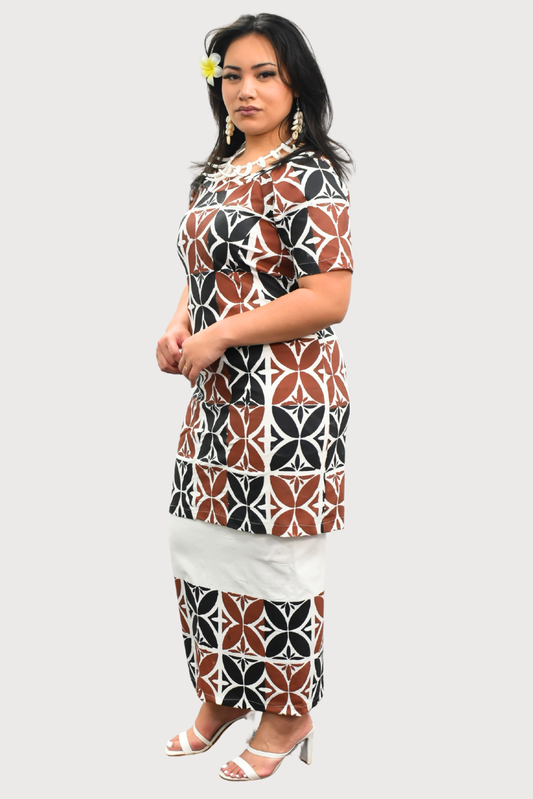 BROWN, BLACK & WHITE ROUND NECK PULETASI