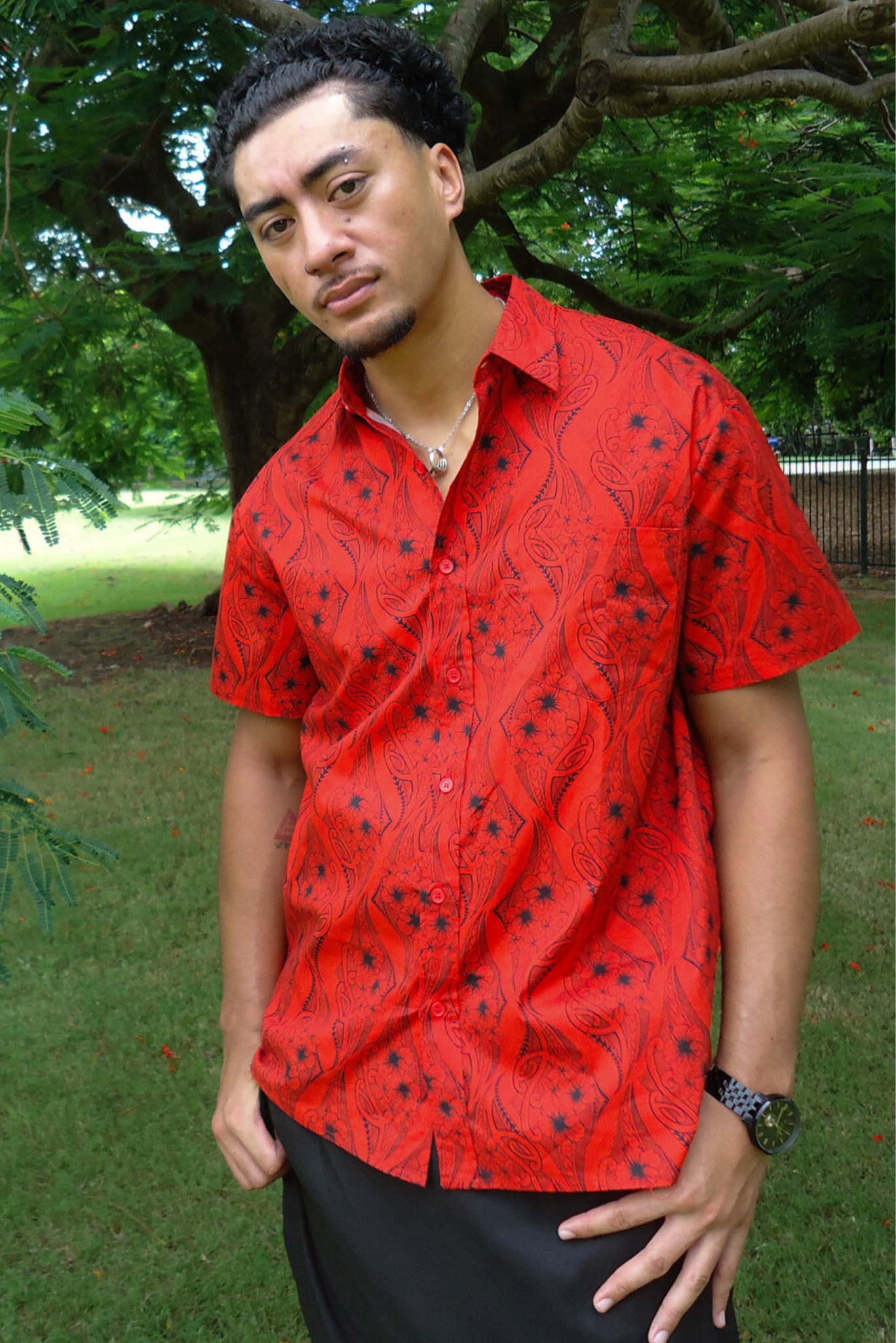 KASI SHIRT - COLLARED BUTTON UP - RED & BLACK