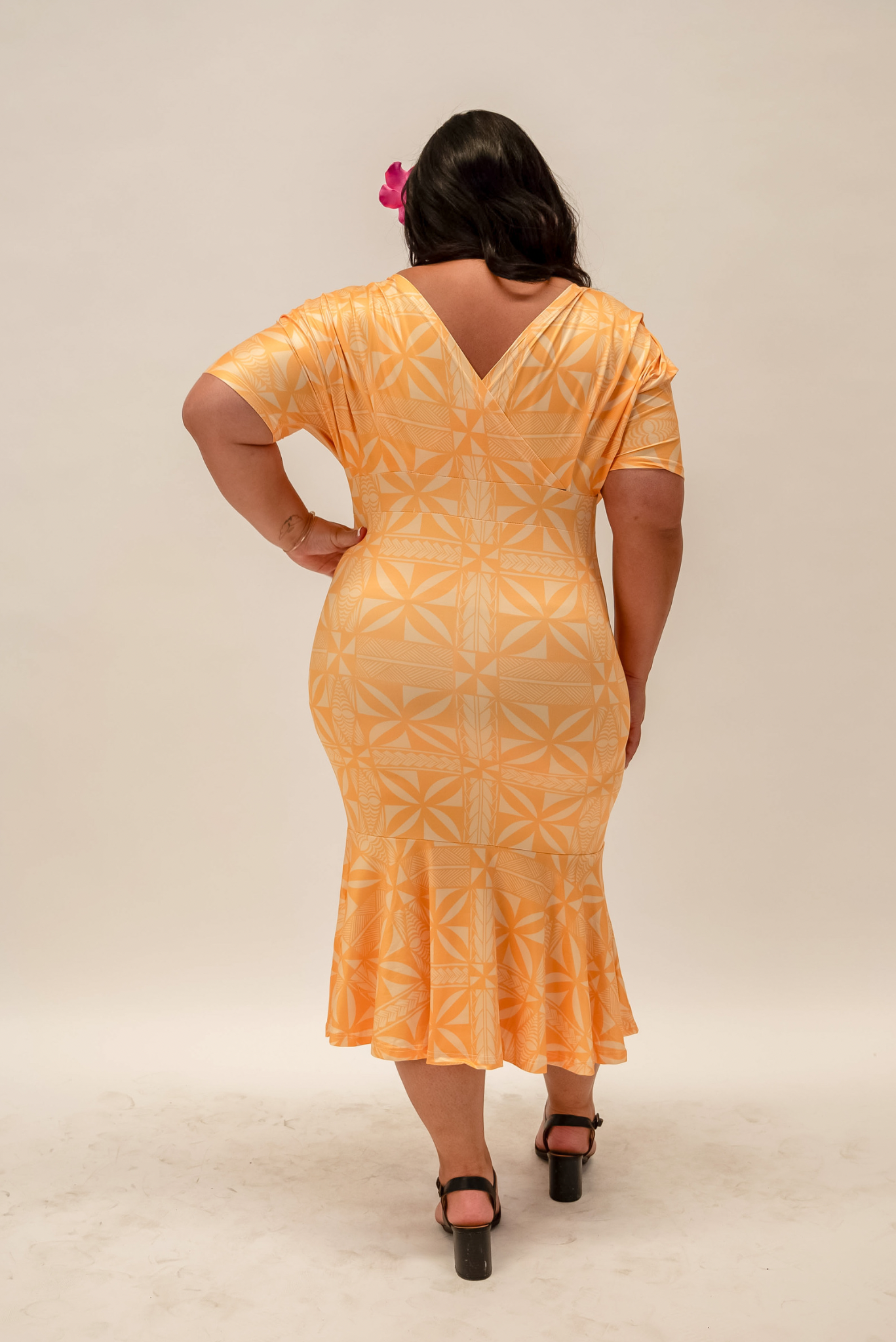 (PRE-ORDER) LEATA DRESS - RUCHED V NECK MIDI LENGTH WITH FLARE - SUNSET YELLOW