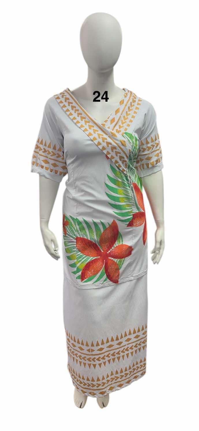 WHITE & GOLD FLORAL V NECK PULETASI - SIZE 24