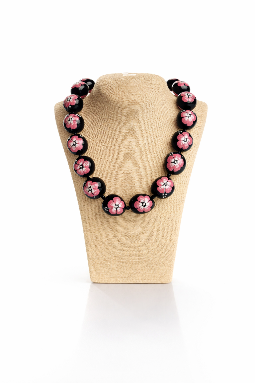 COCONUT SHELL NECKLACE