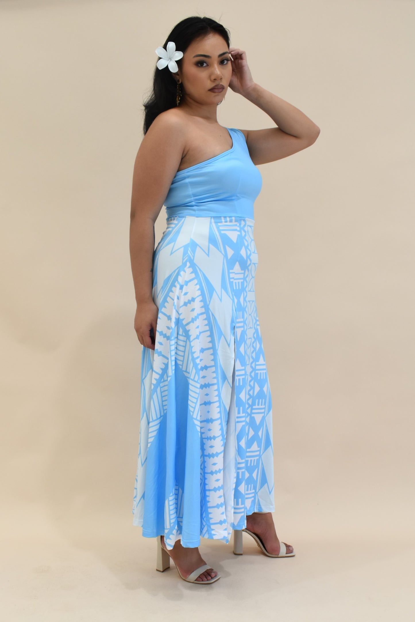 (PRE-ORDER) KANANI ONE SLEEVE MAXI DRESS WITH SPLIT - BLUE & WHITE