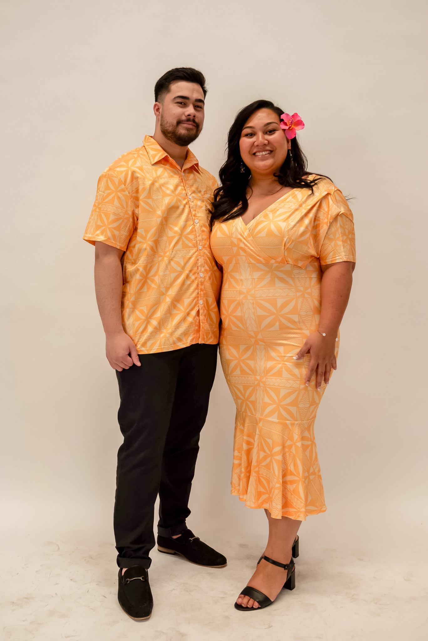 (PRE-ORDER) LEATA DRESS - RUCHED V NECK MIDI LENGTH WITH FLARE - SUNSET YELLOW