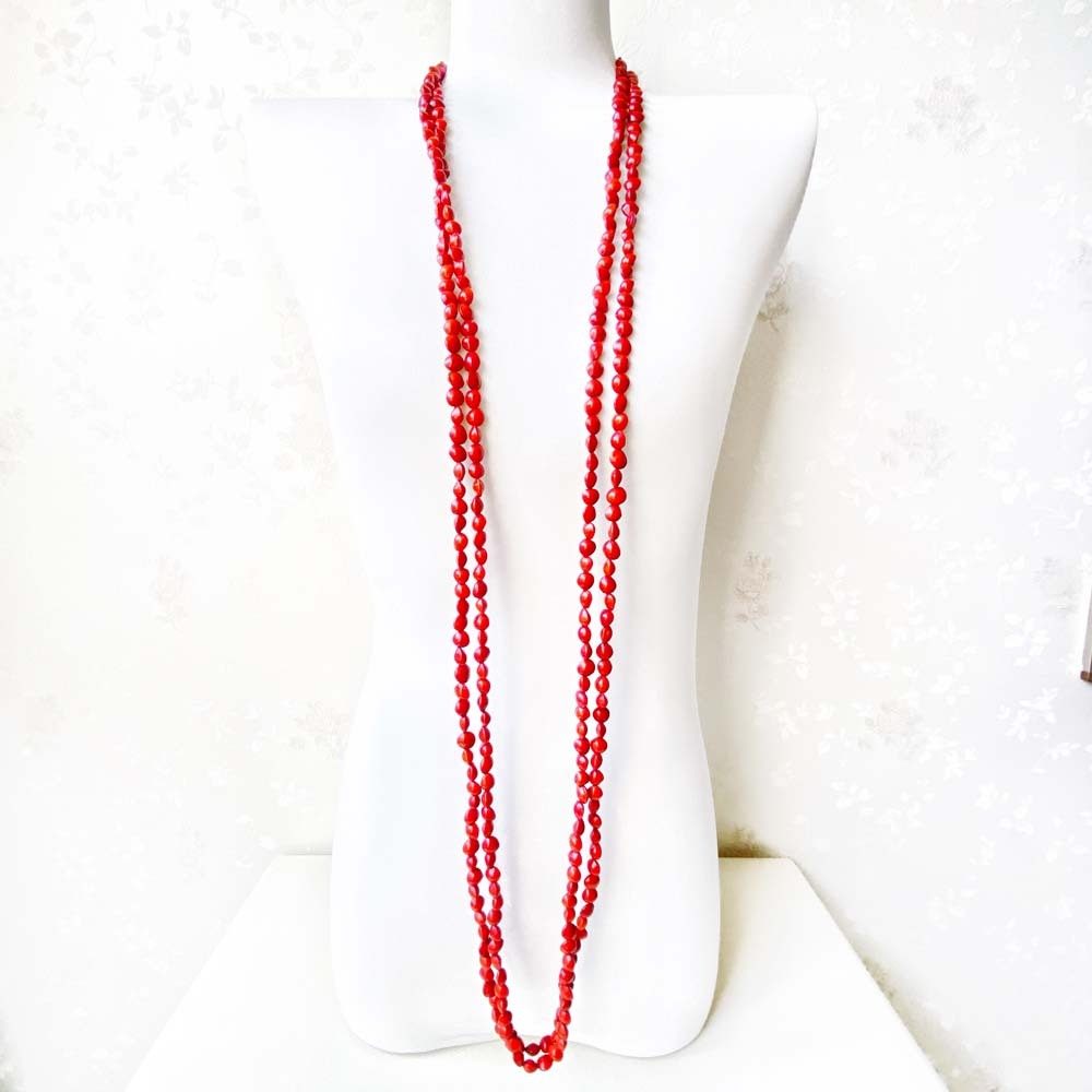 WOMEN'S RED ULA LOPA STRAND NECKLACE