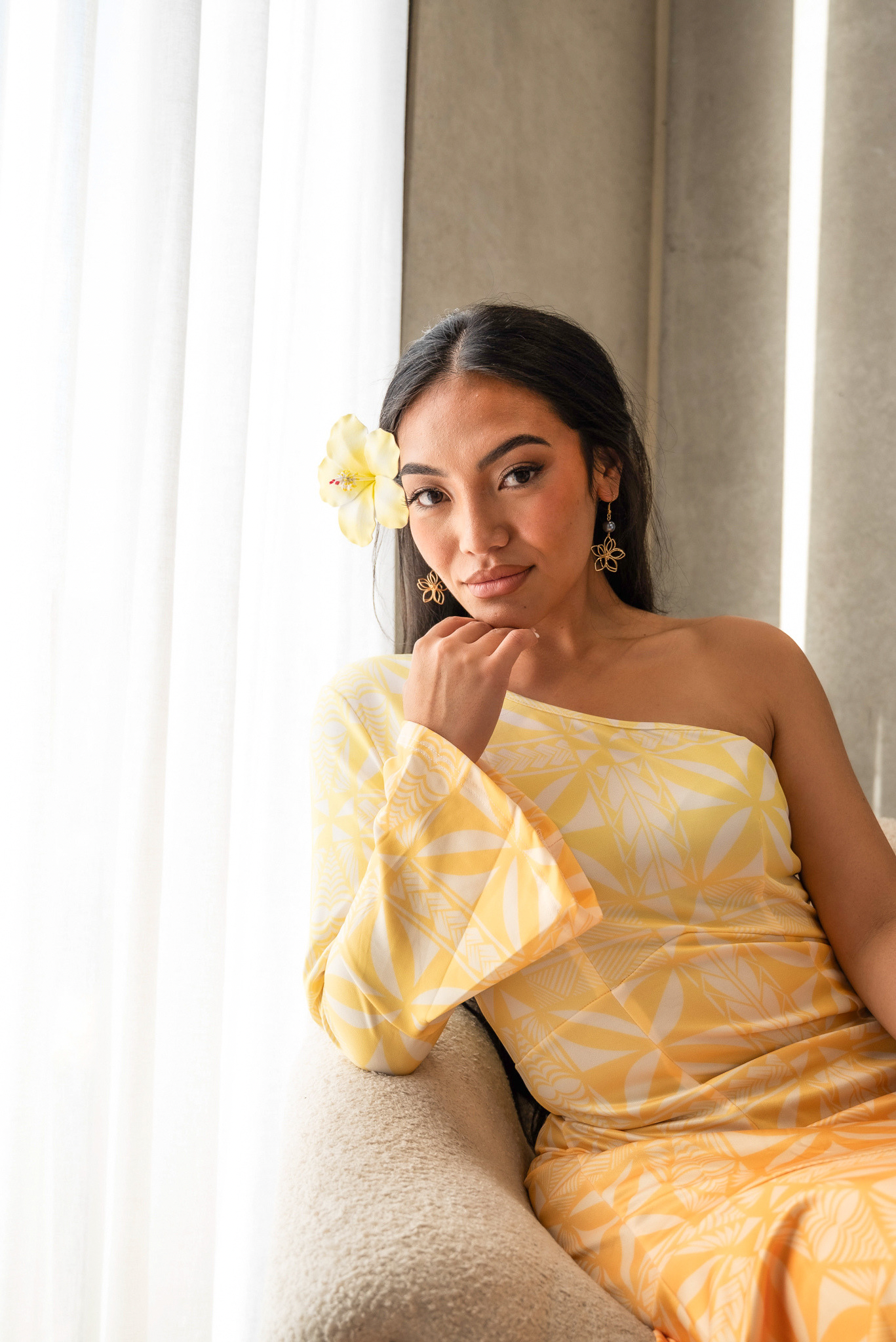 (PRE-ORDER) HEREANI DRESS - ONE SLEEVE MAXI DRESS - OMBRÉ YELLOW